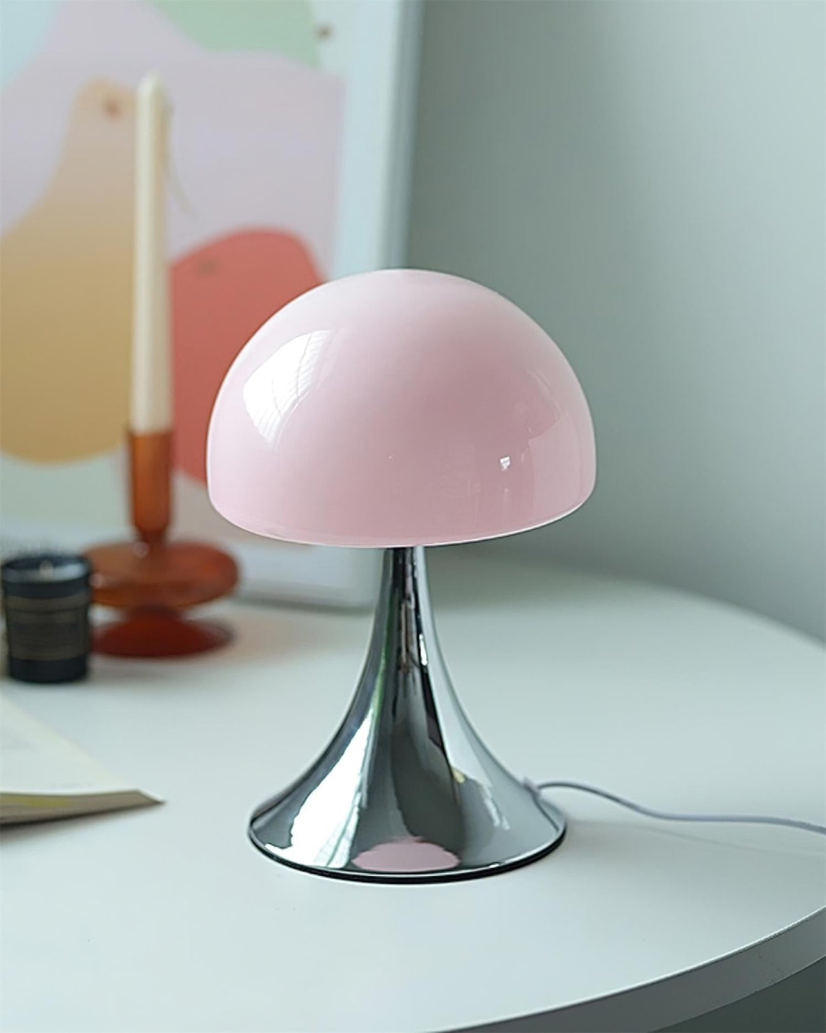 Viraalelle Table Lamp