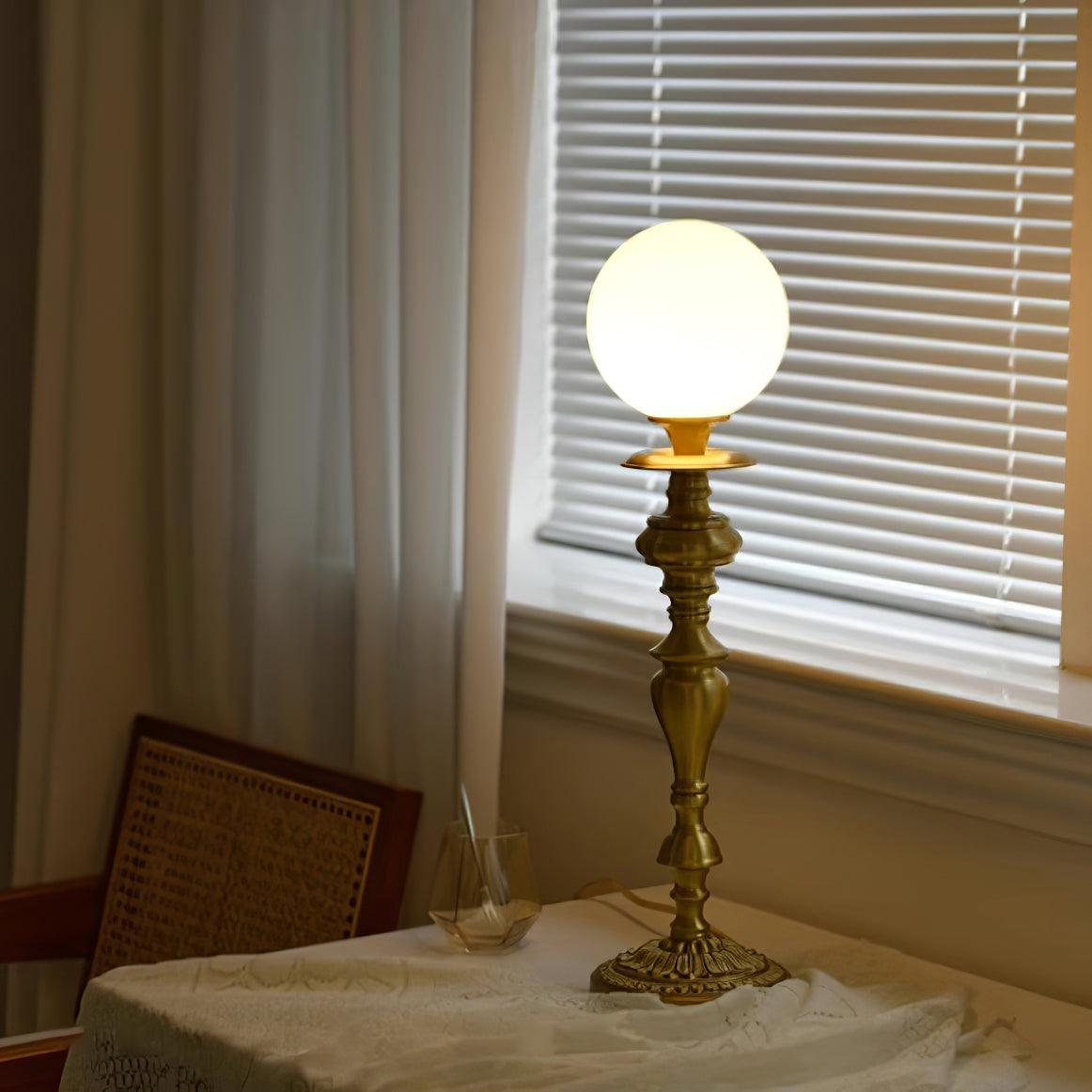 Selirina Table Lamp