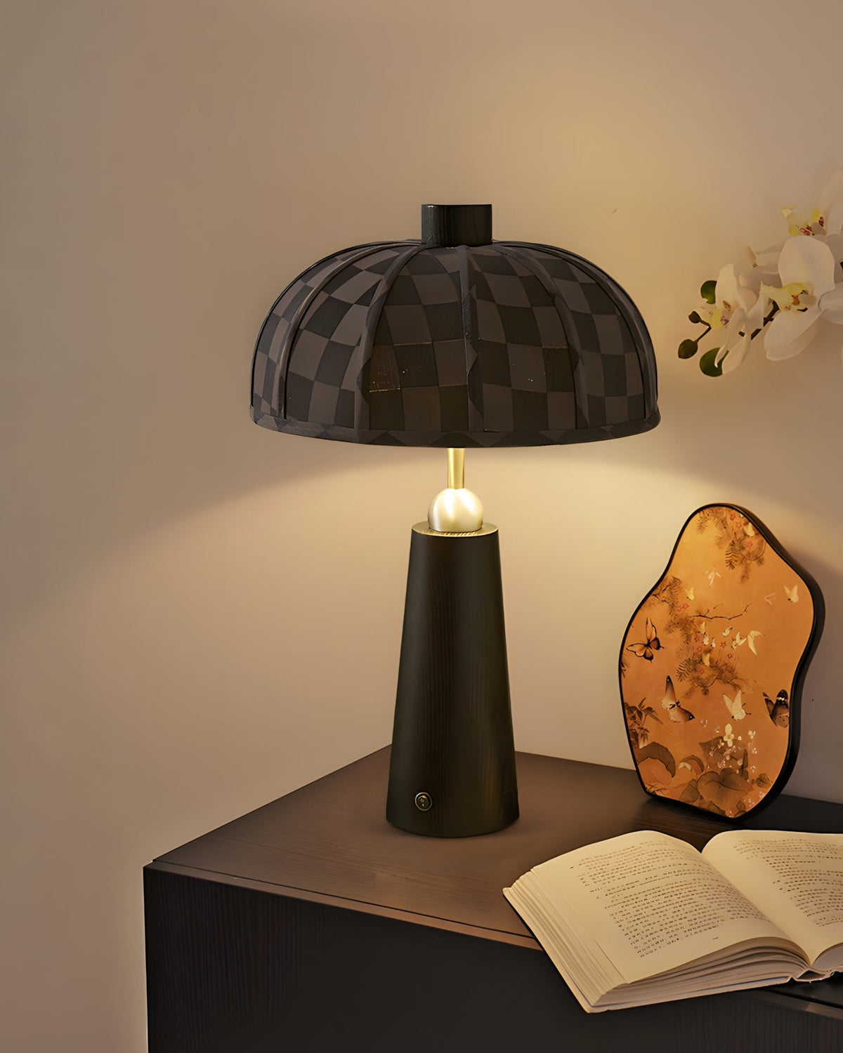 Soruia Table Lamp