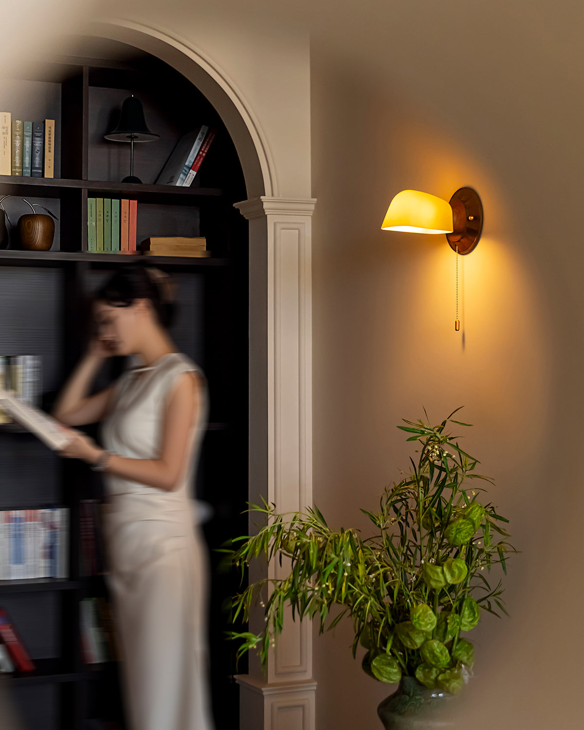 Elaelette Wall Lamp