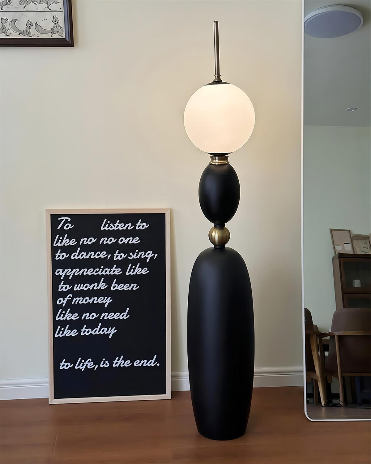 Viraalelia Floor Lamp