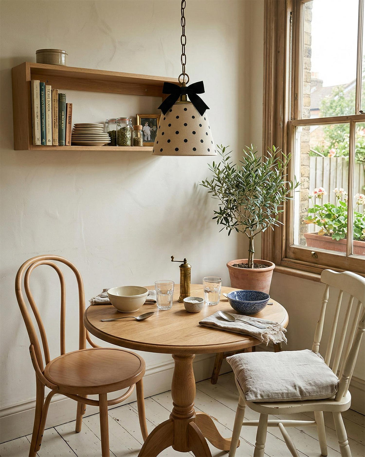 Orelaise Dot Pendant Lamp