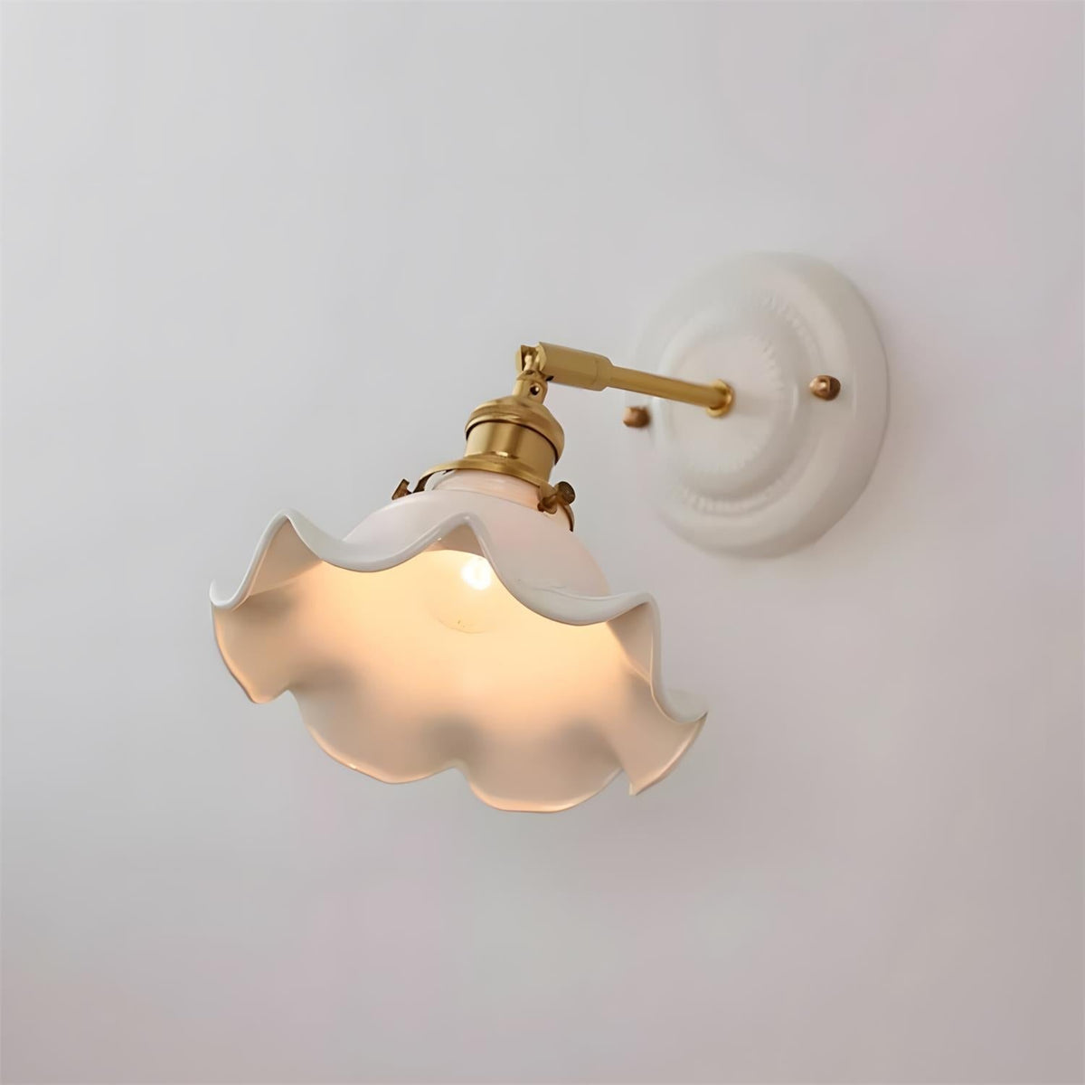 Orelivette Wall Lamp