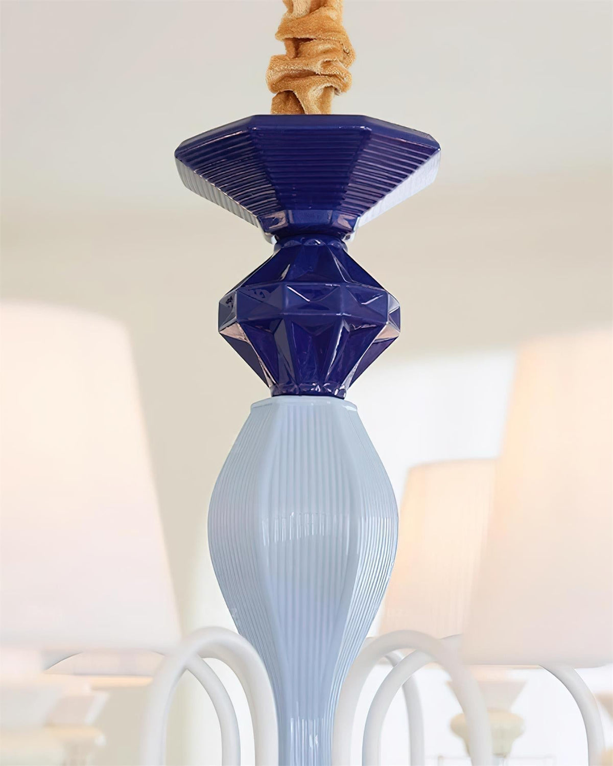 Terioreon Chandelier