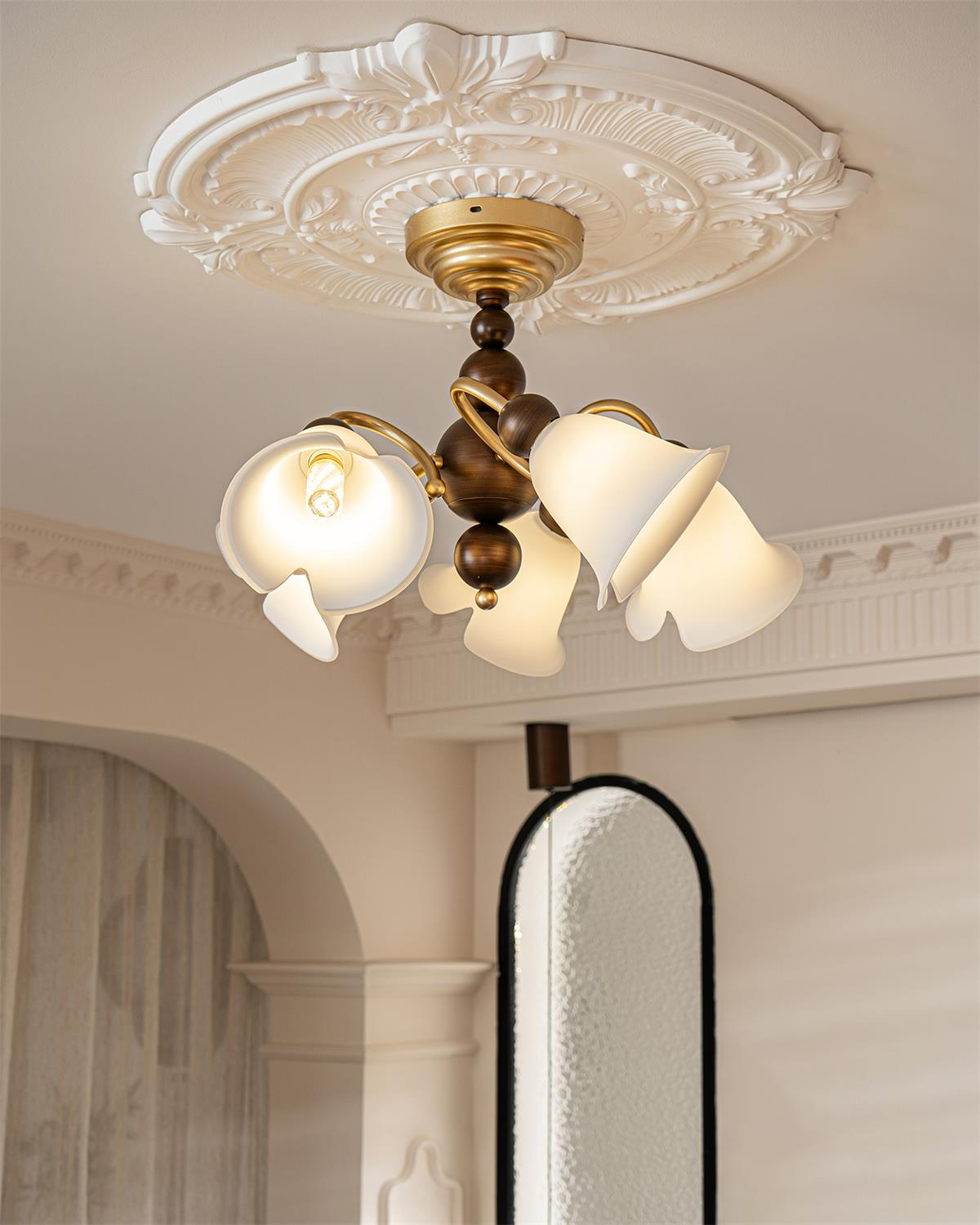 Avenivine Ceiling Lamp