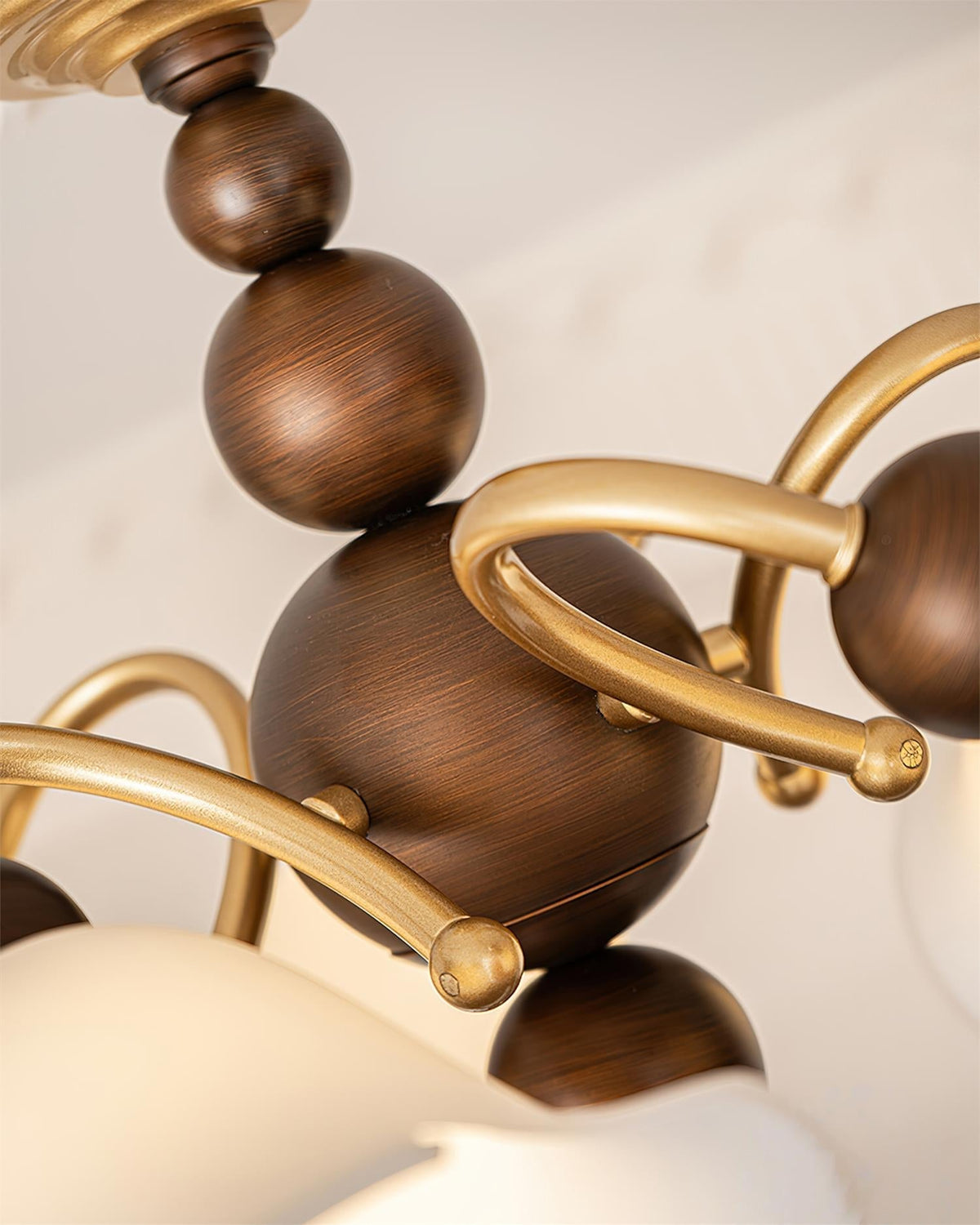 Avenivine Ceiling Lamp