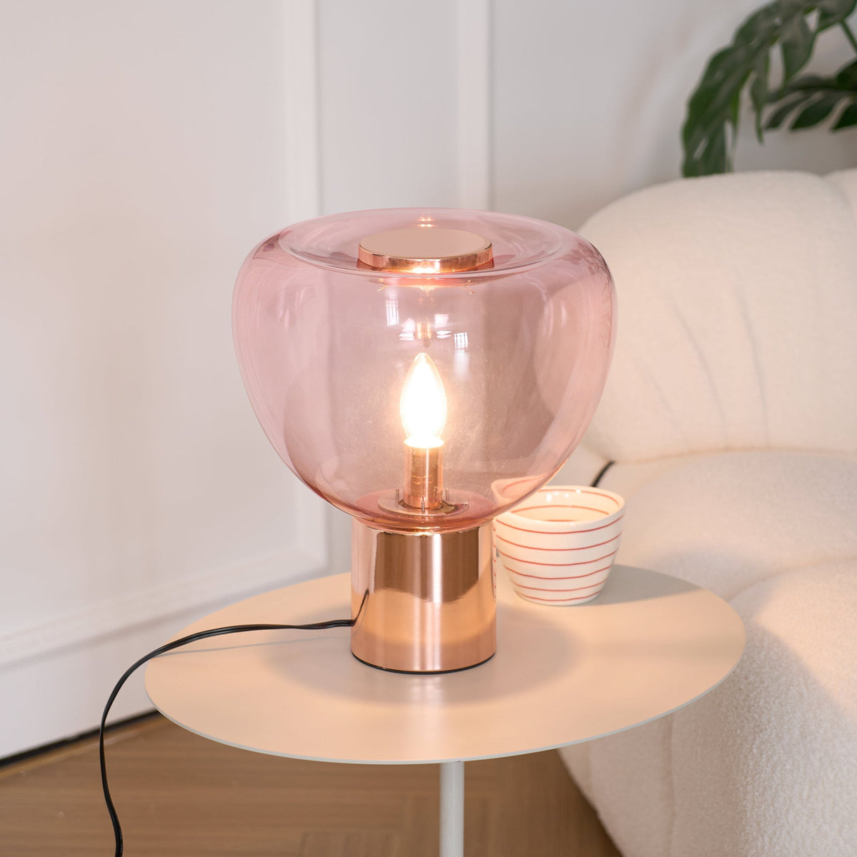 Bengt Table Lamp