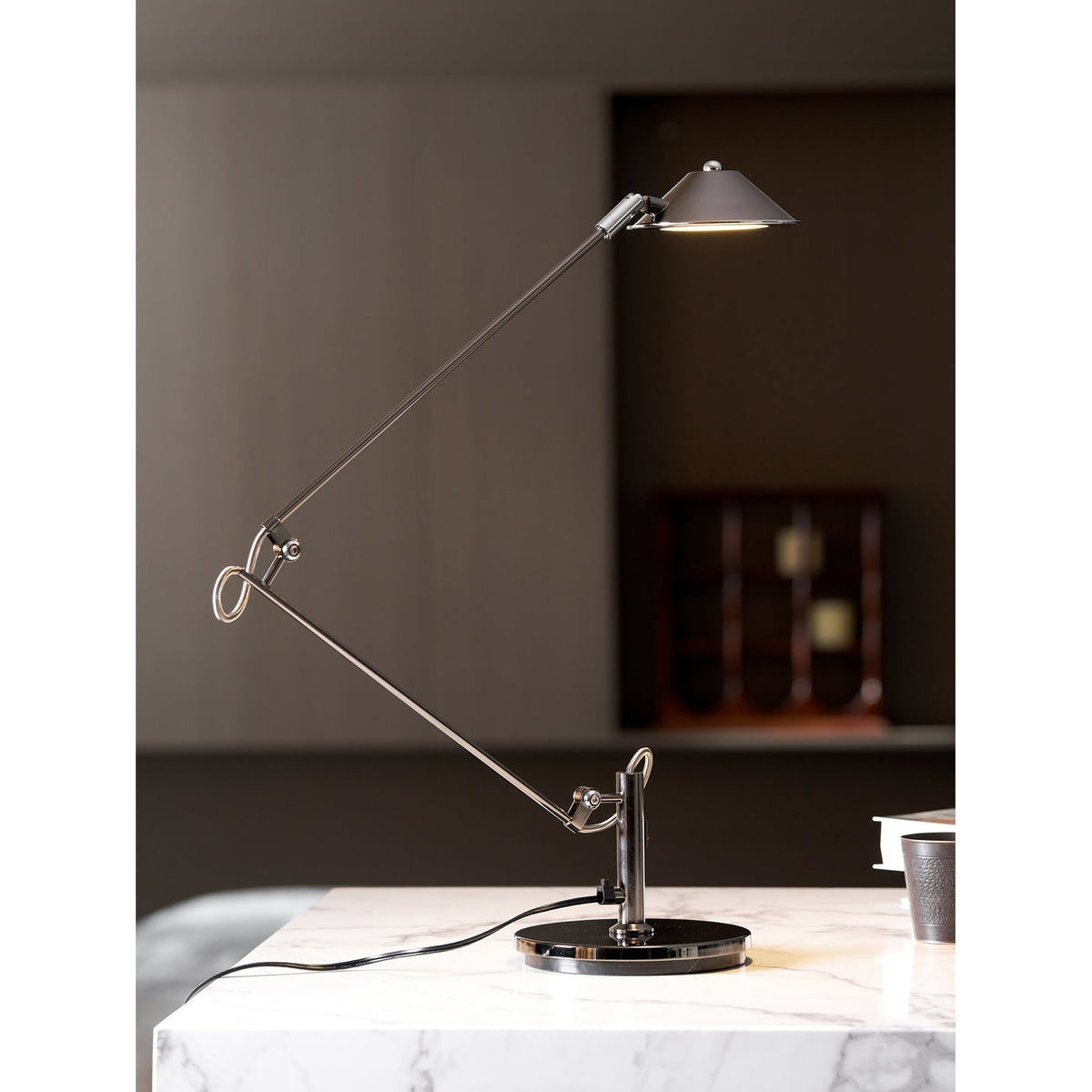 Selinaya Articulated Table Lamp