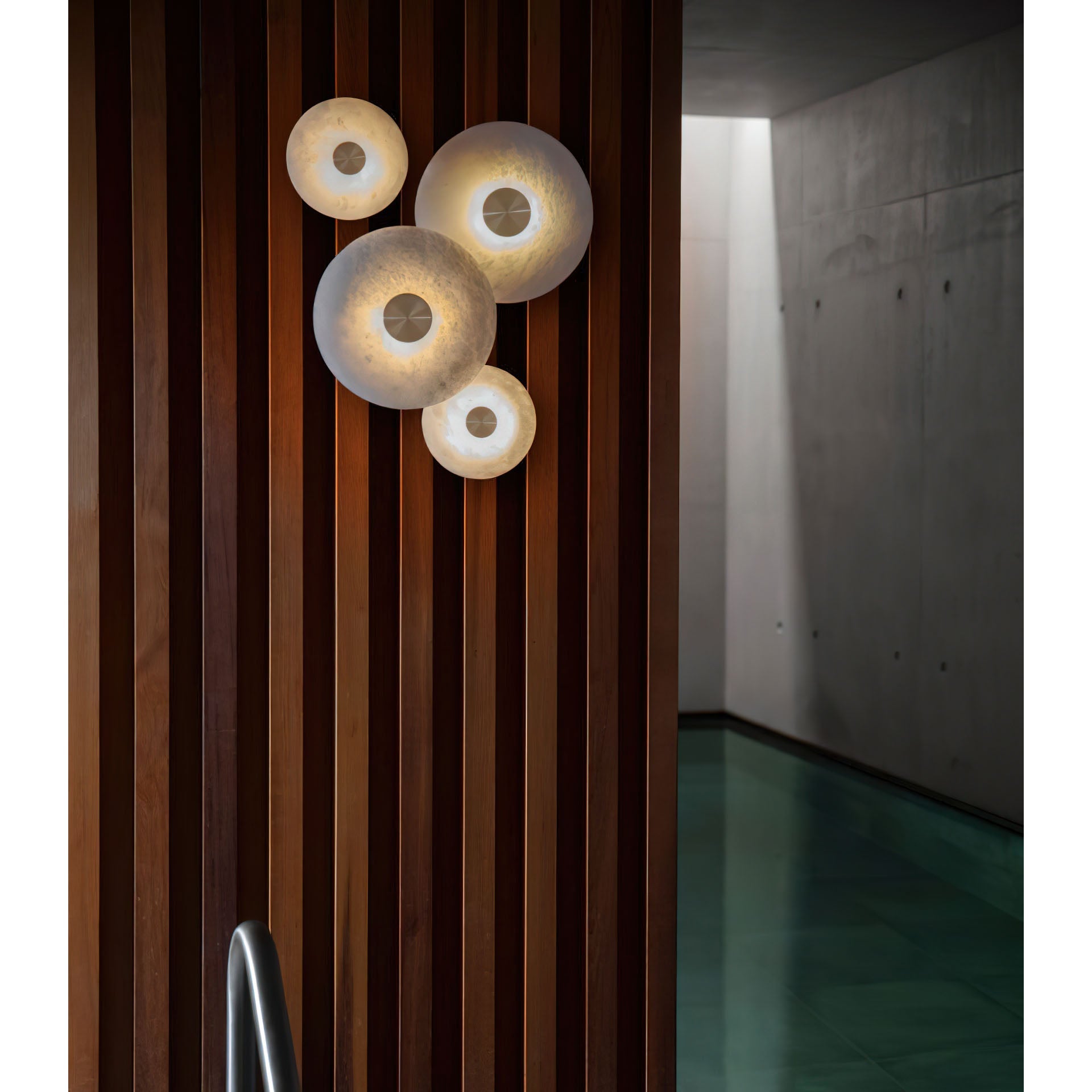 Ildvuvyu Alabaster Wall Lamp