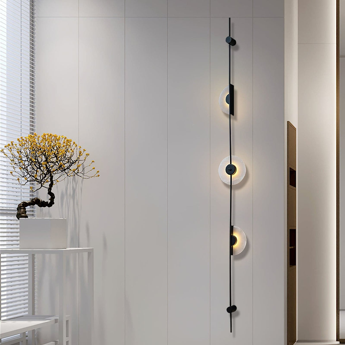 Slender Wall Lamp Alabaster Modern Minimalist