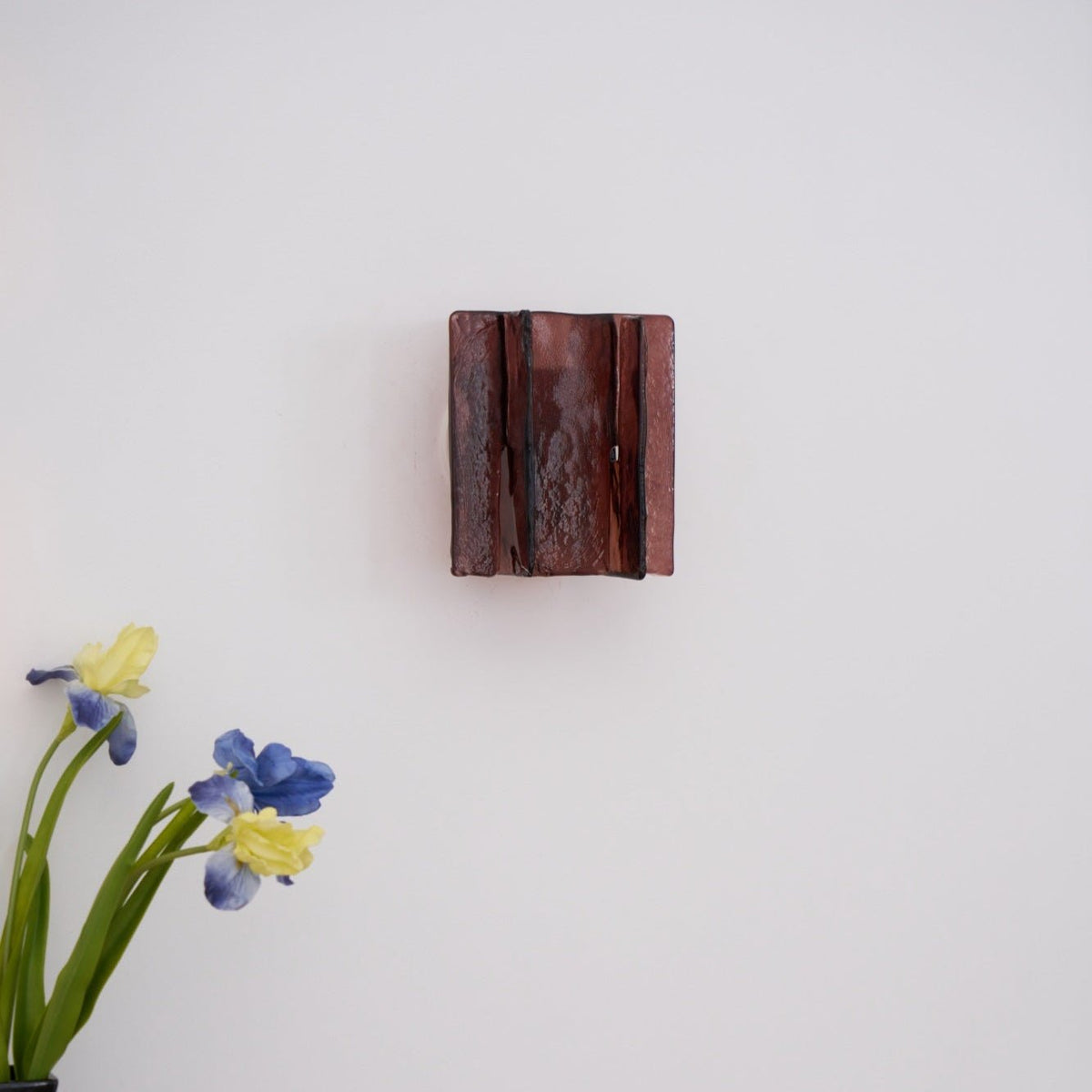 Celuaine Wall Light Brass Glass Clear