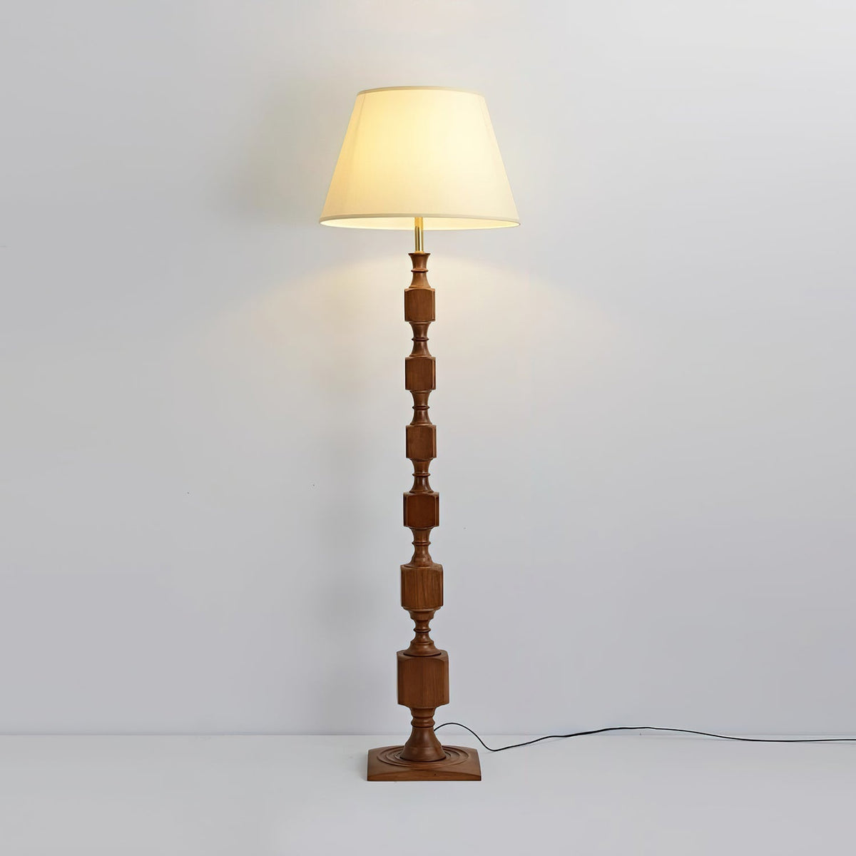 Lumaline Floor Lamp