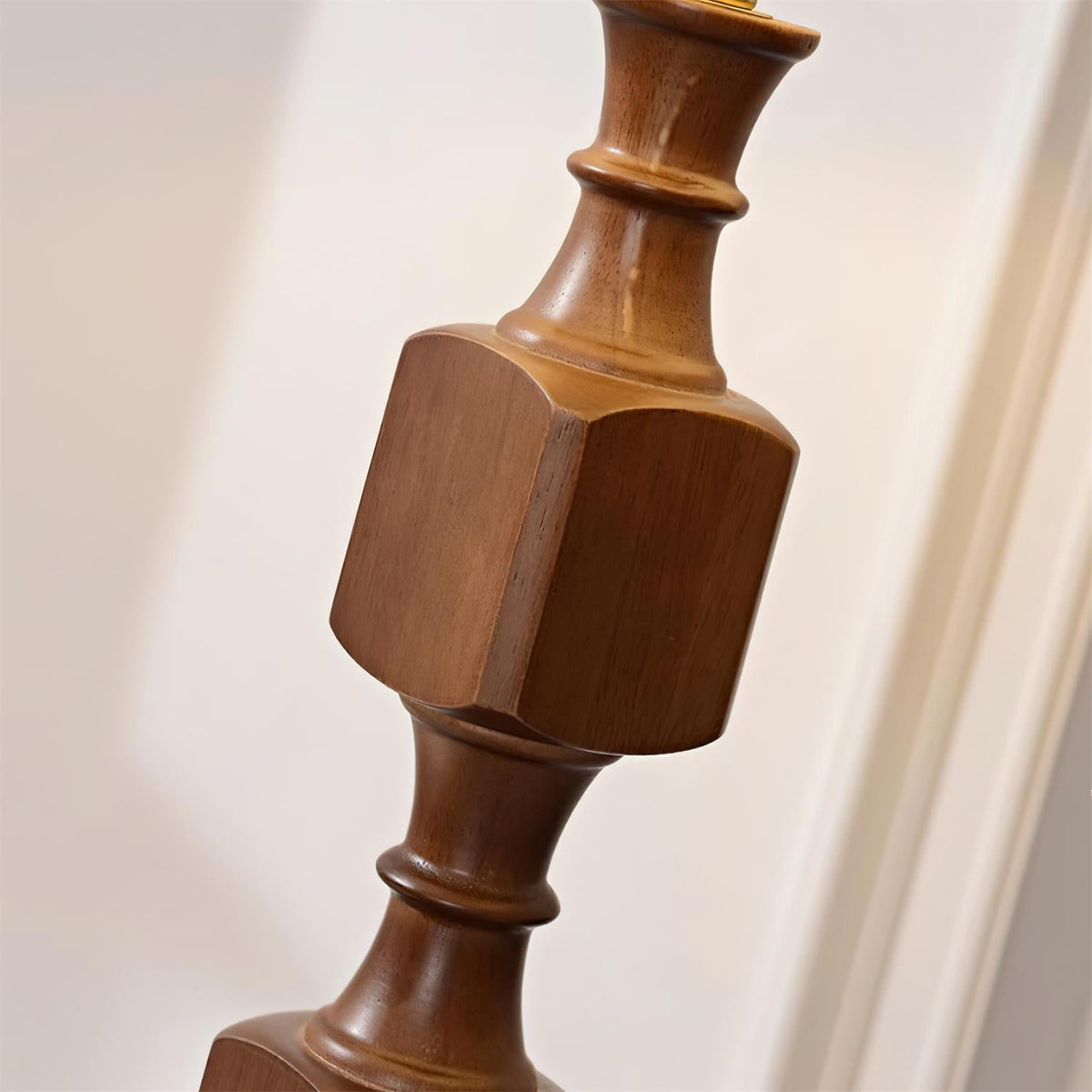 Lumaline Floor Lamp
