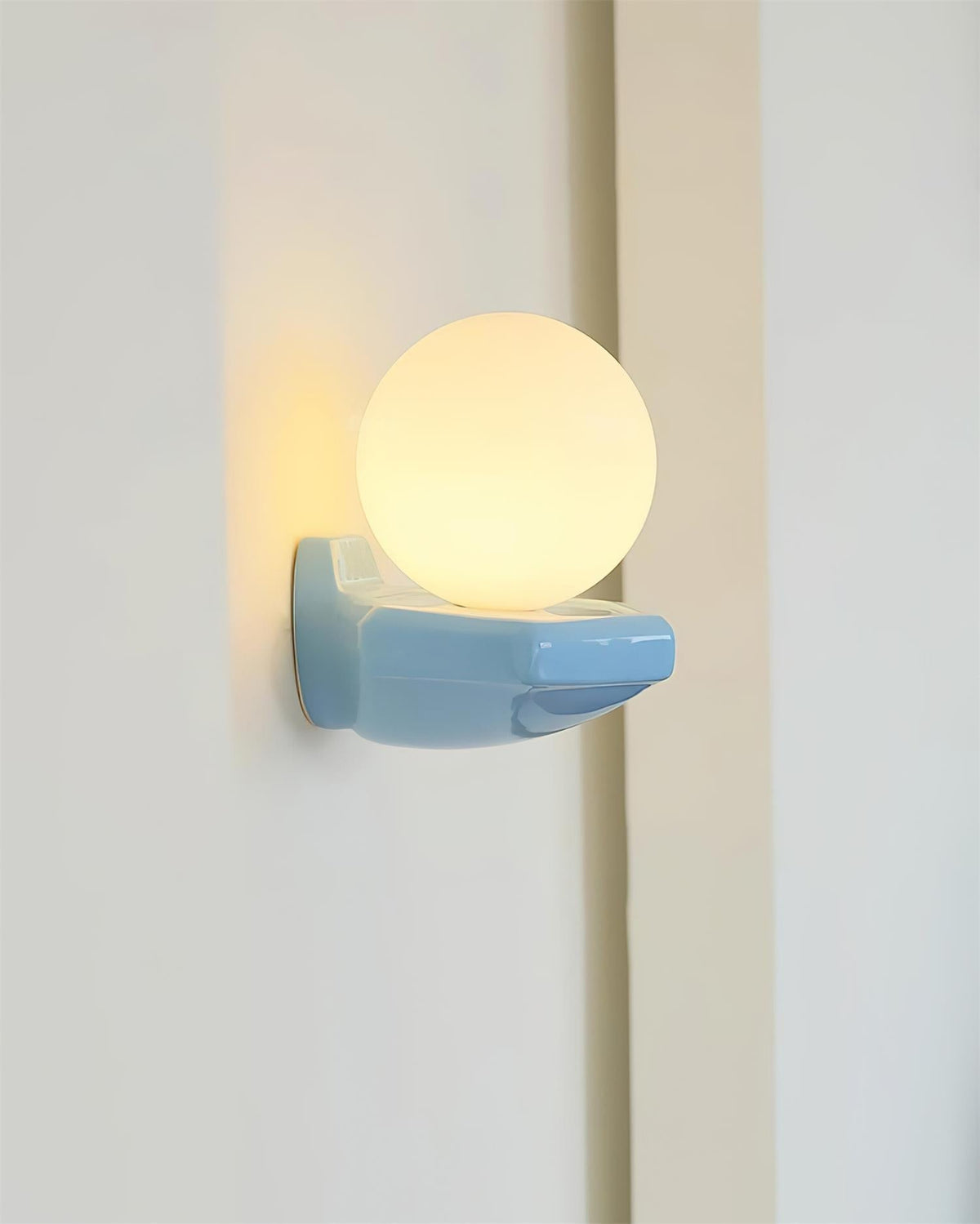 Viraerella Wall Lamp