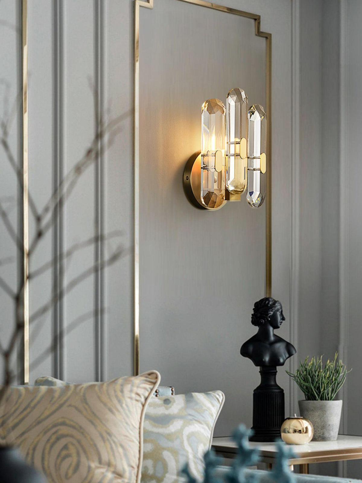 Gevon Postmodern Luxury Crystal Sconce Wall Lamp