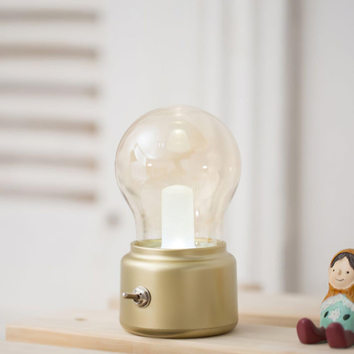 Loral Table Lamp