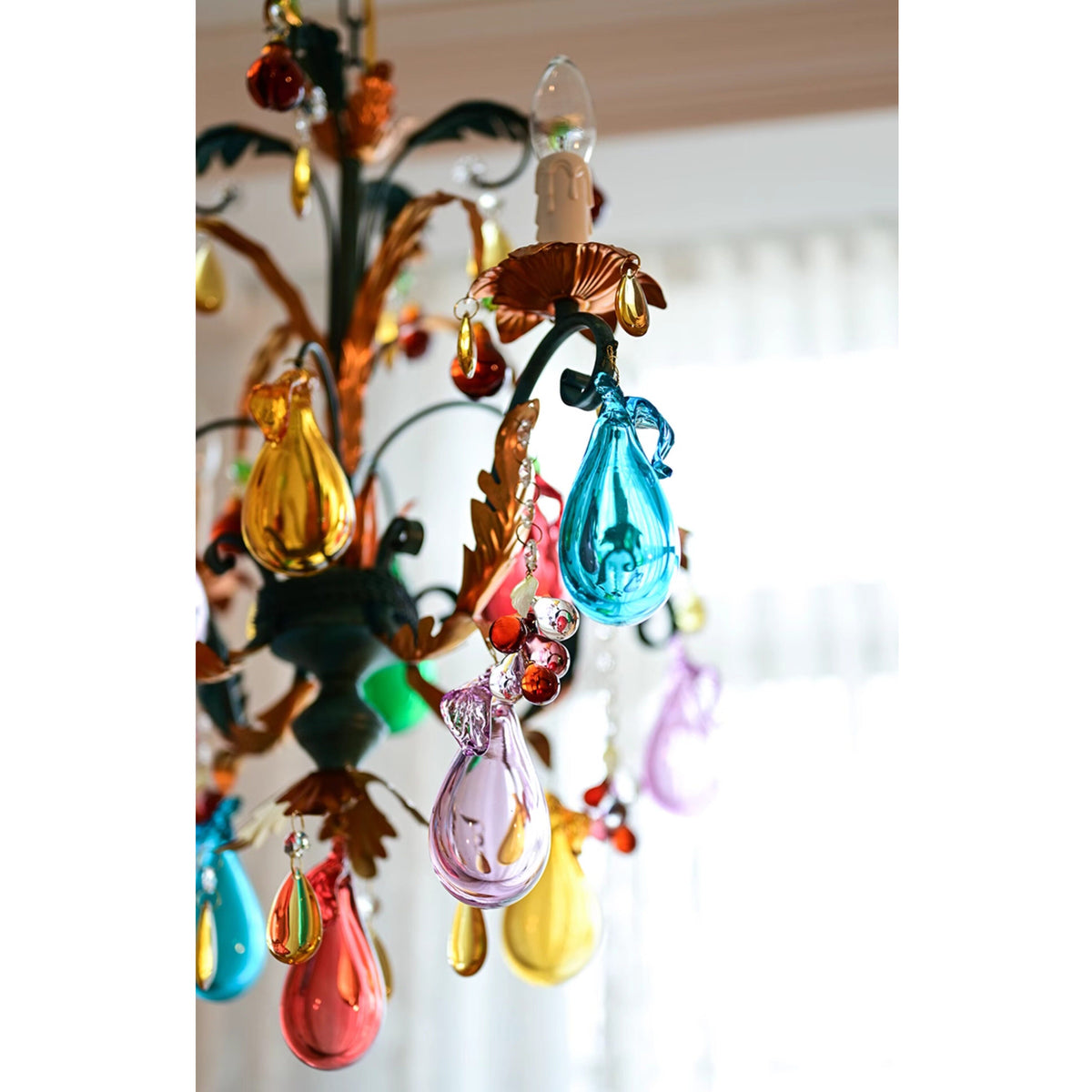 Marian Vivid Glass Chandelier