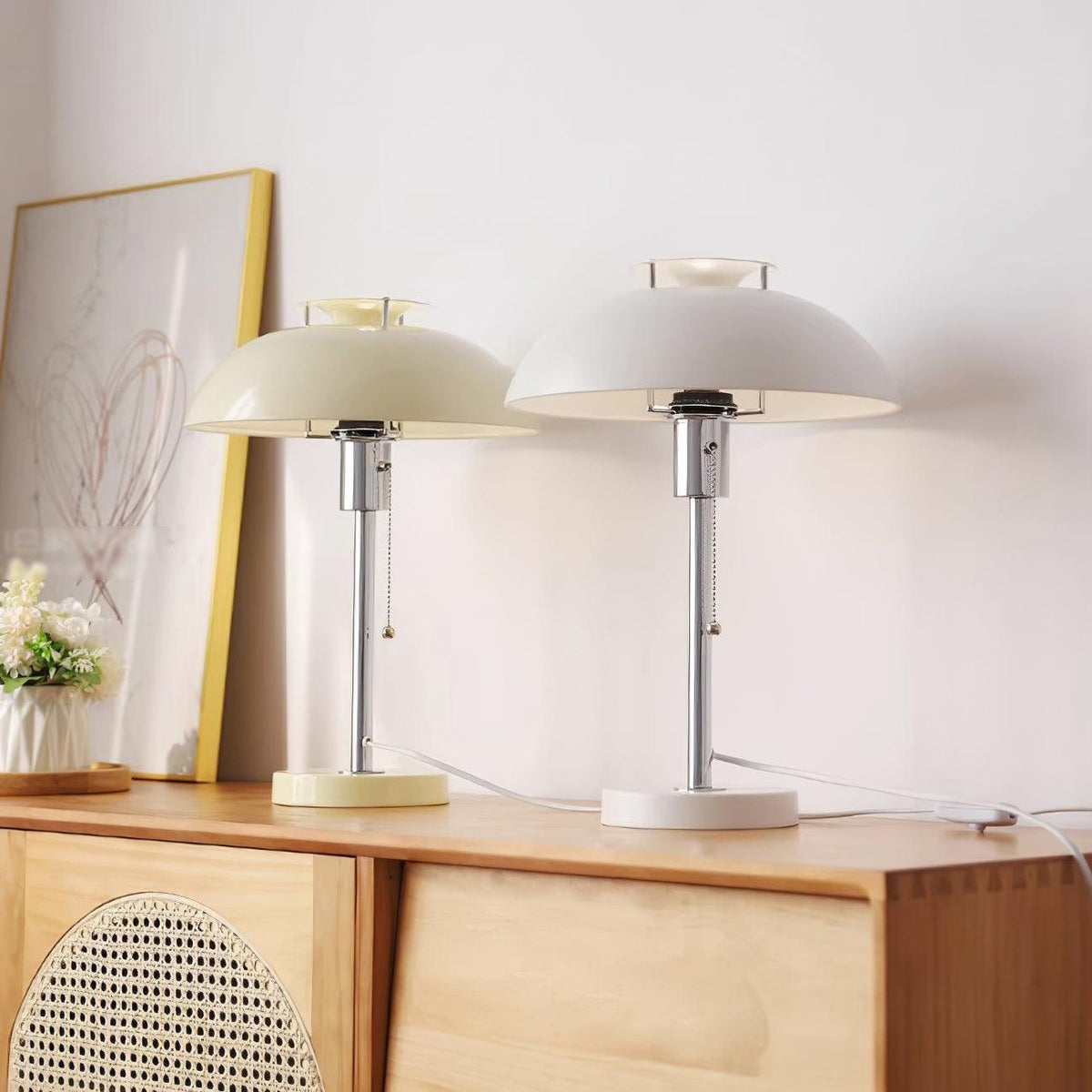 Elaelelia Table Lamp