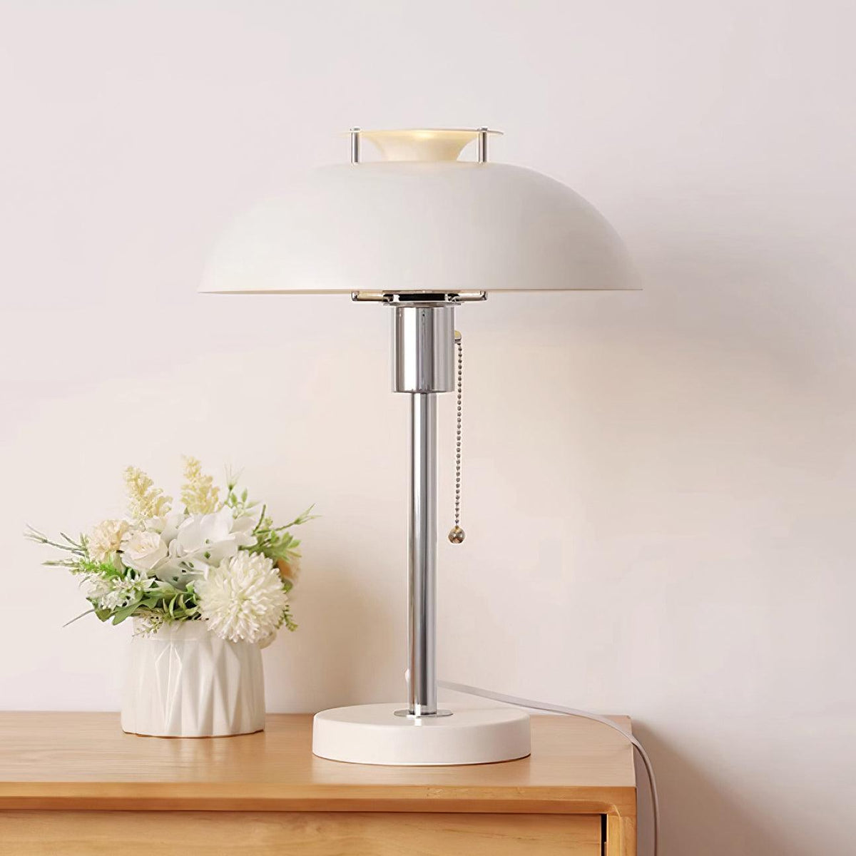 Elaelelia Table Lamp