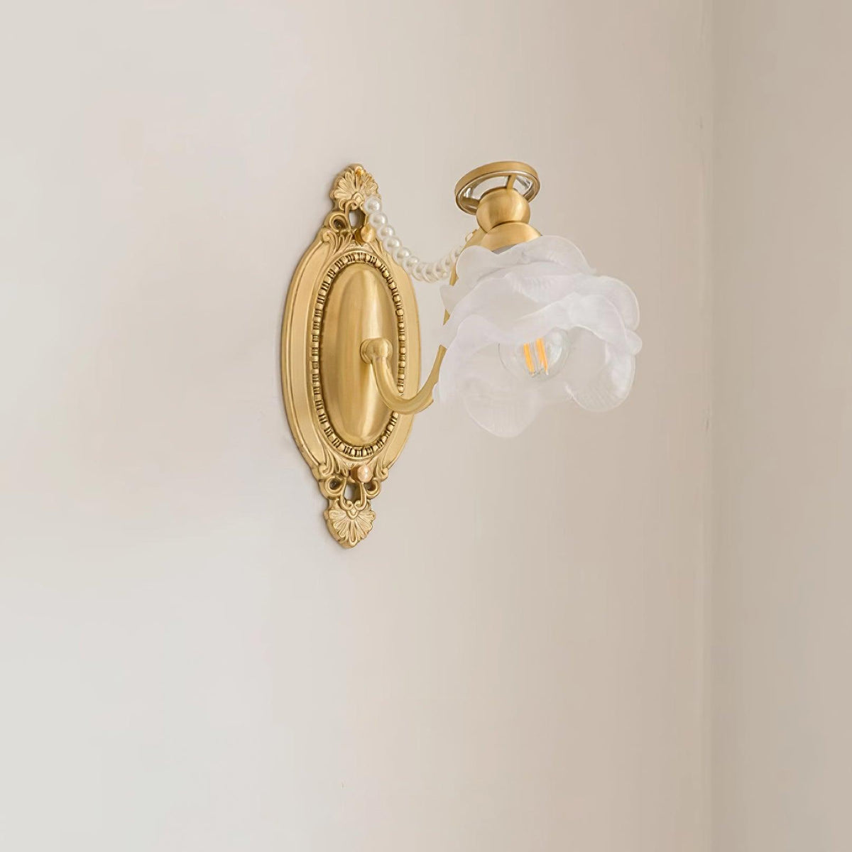 Zoey Brass Floral Wall Lamp