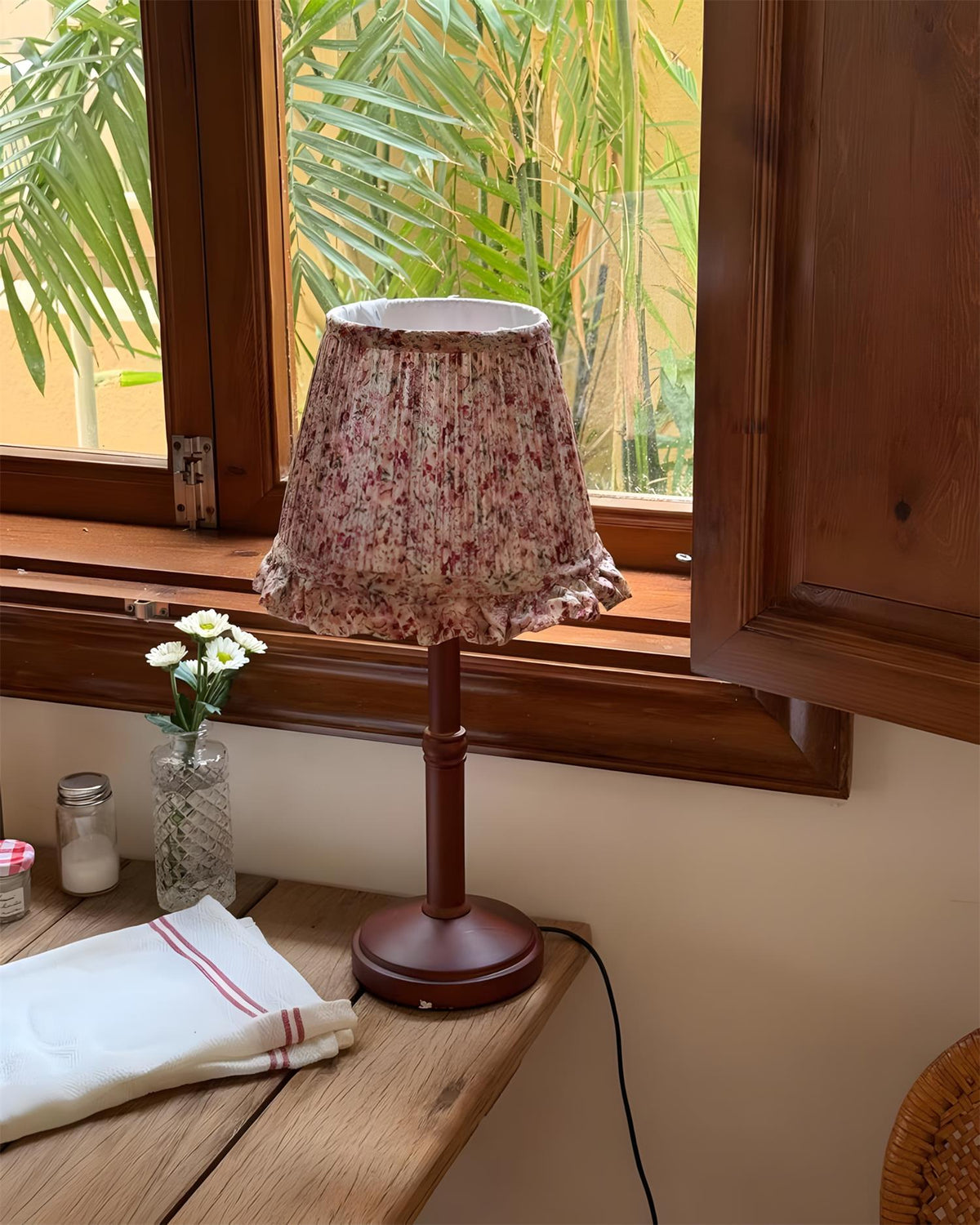 Viraenia Table Lamp