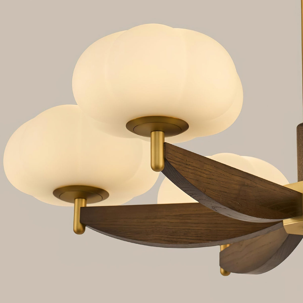 Lumarora Chandelier