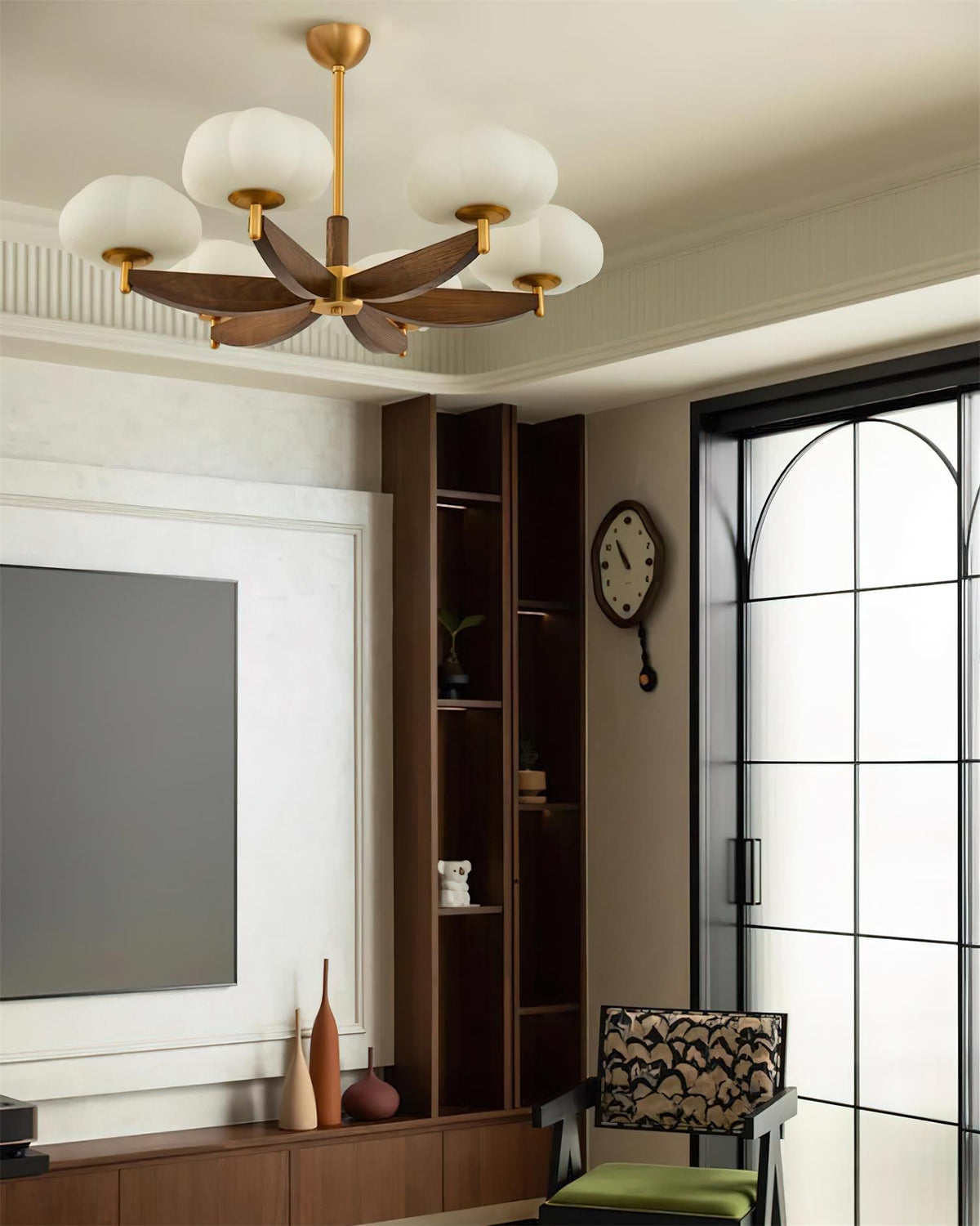 Lumarora Chandelier