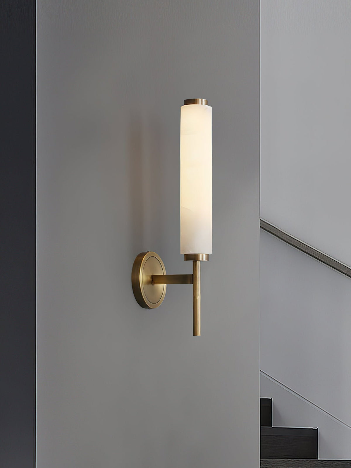 Aveniselle Wall Lamp