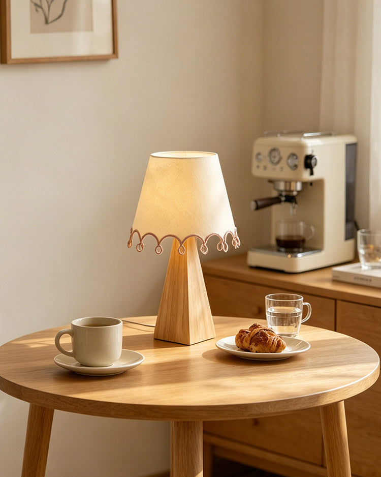 Liorereria Table Lamp