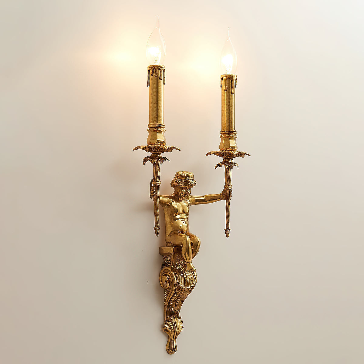 Helion Brass Wall Lamp