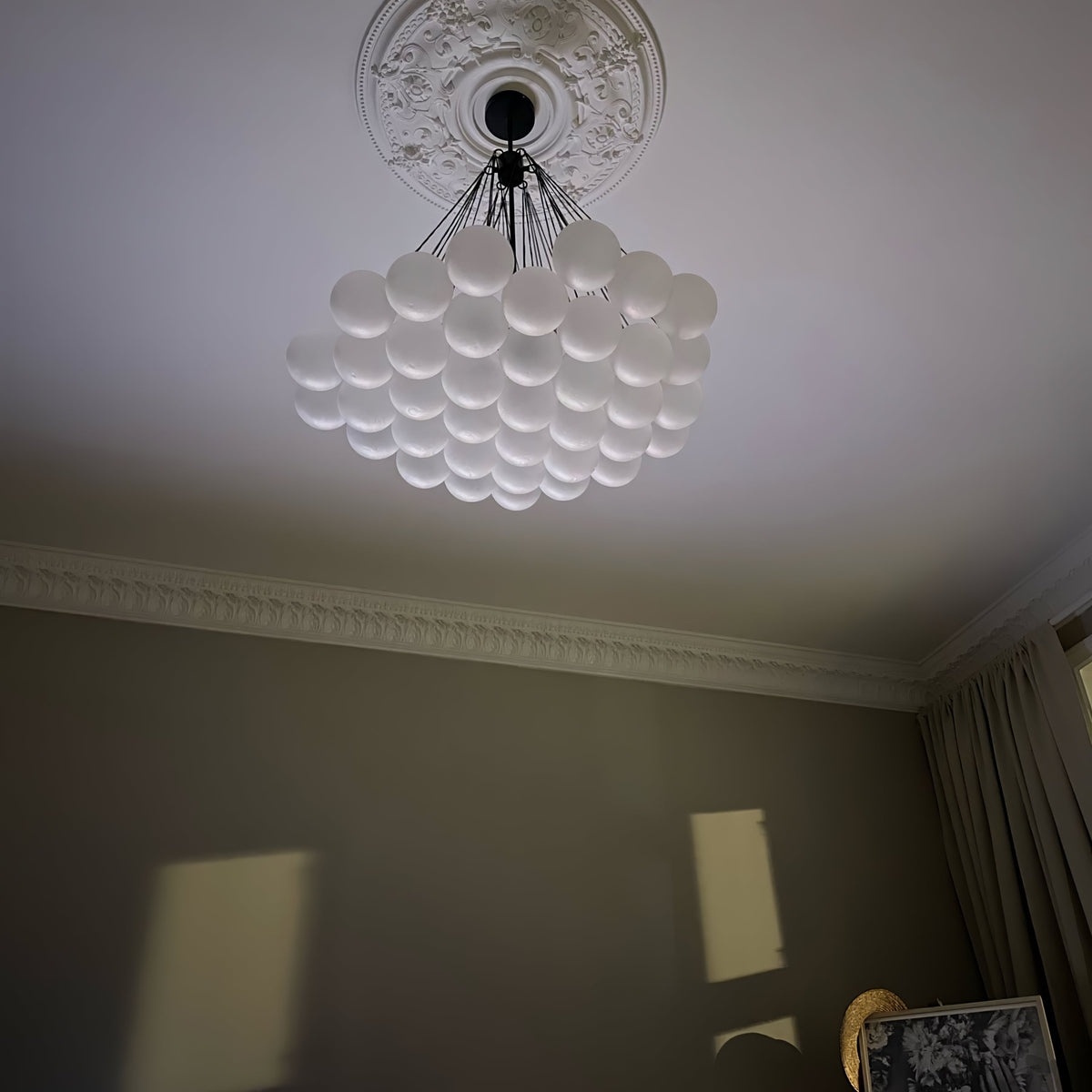 Pugusel Glass Globe Pendant Light Bubble