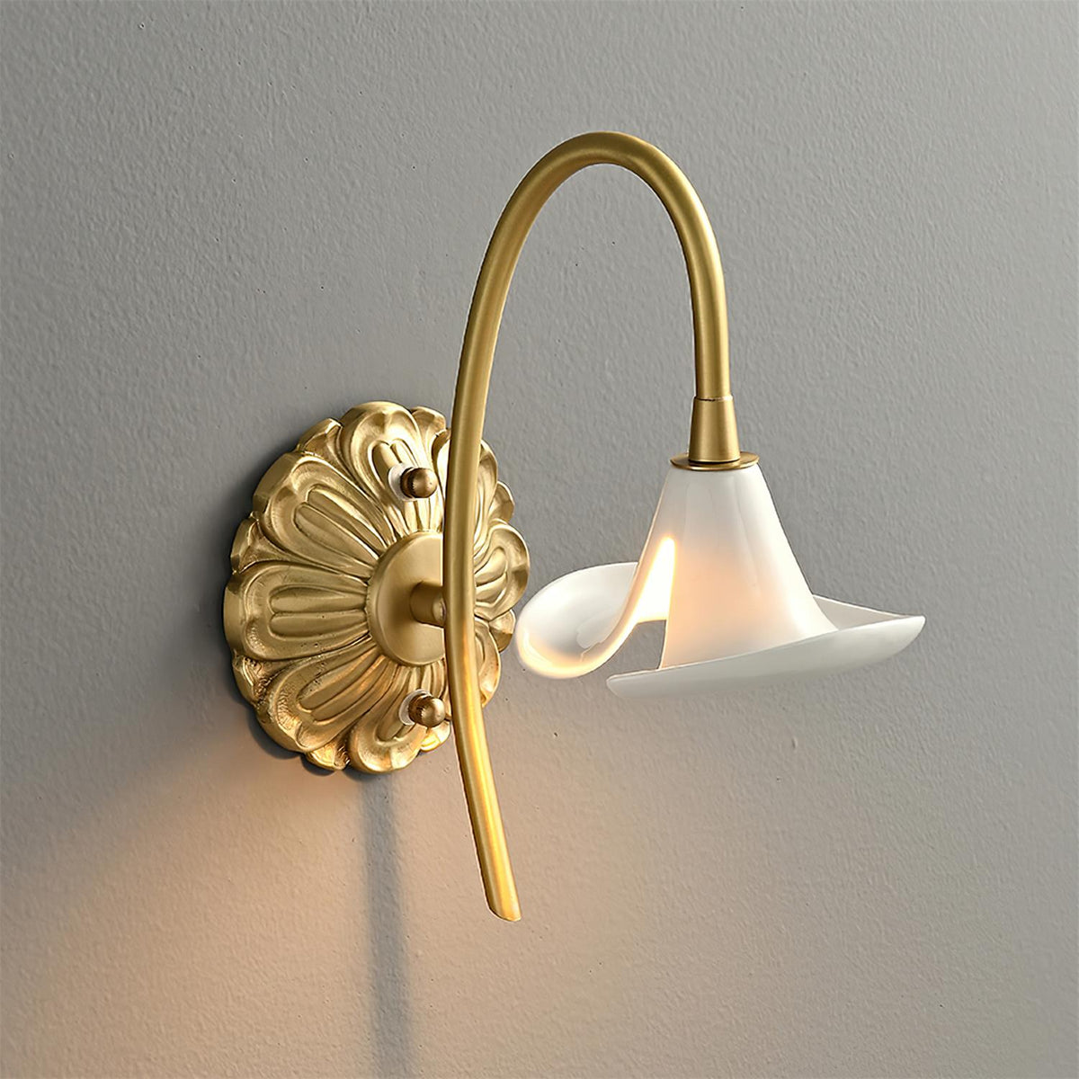 Rivaette Wall Lamp