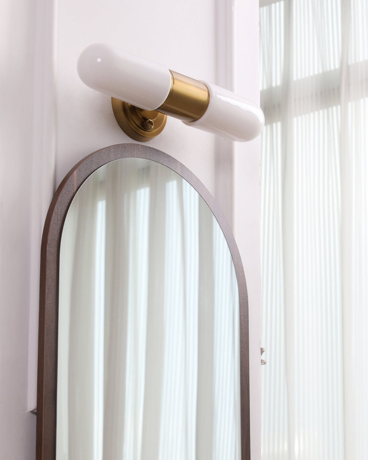 Lumerise Wall Lamp