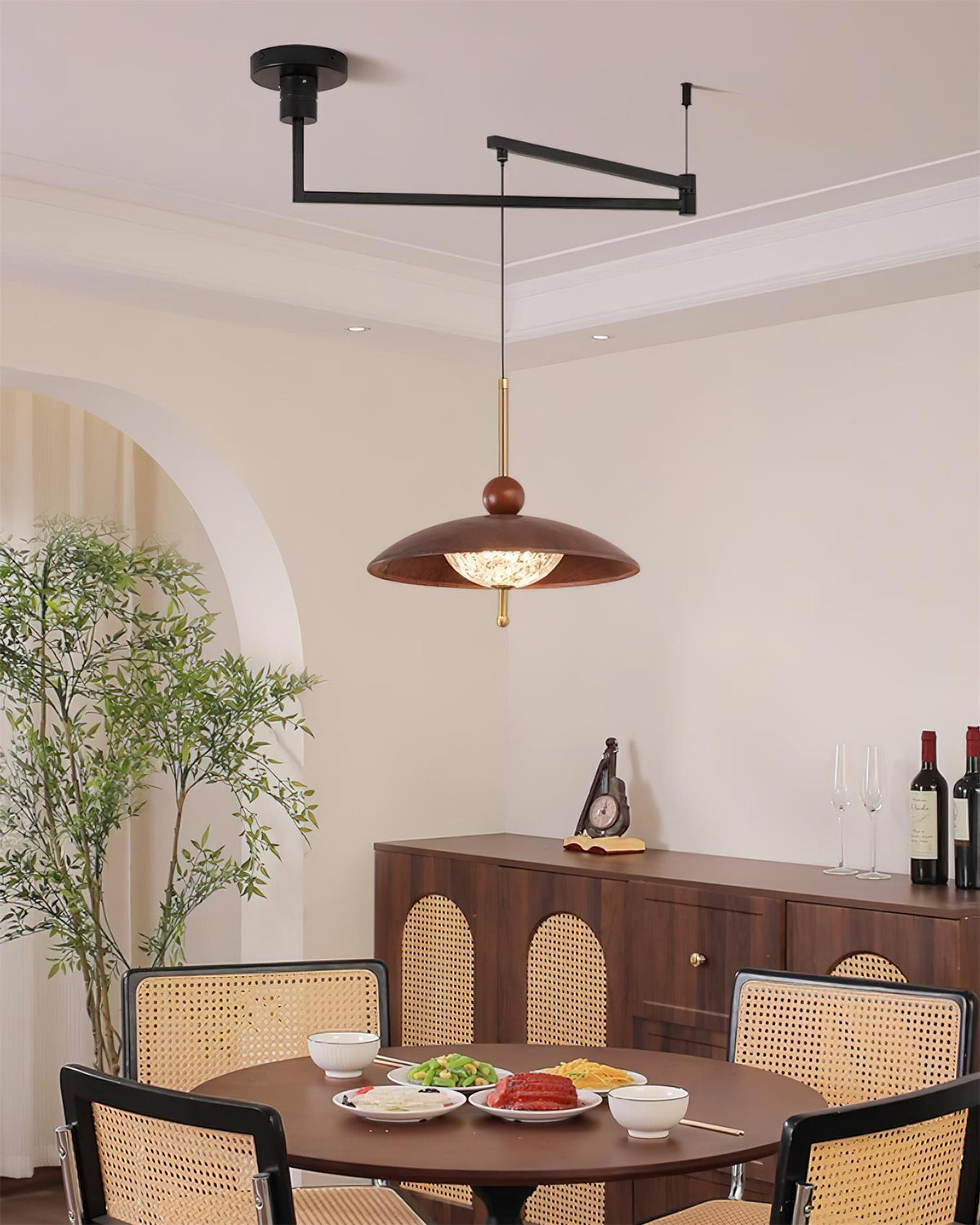 Elaivaya Wall Lamp