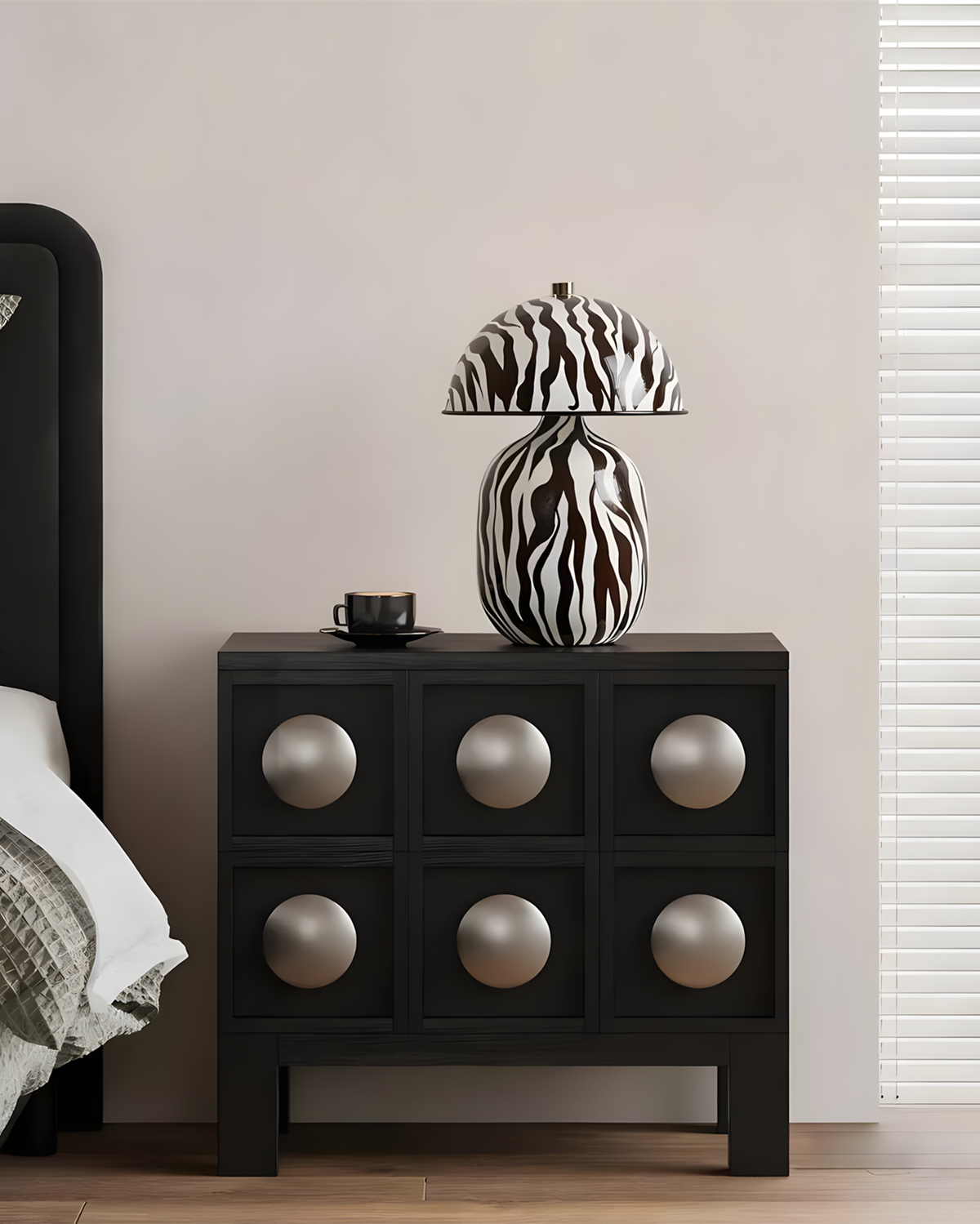 Seliniella Table Lamp