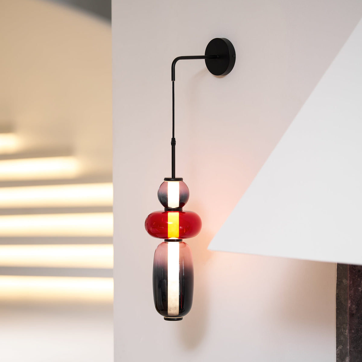 Noverik Stained Glass Wall Lamp