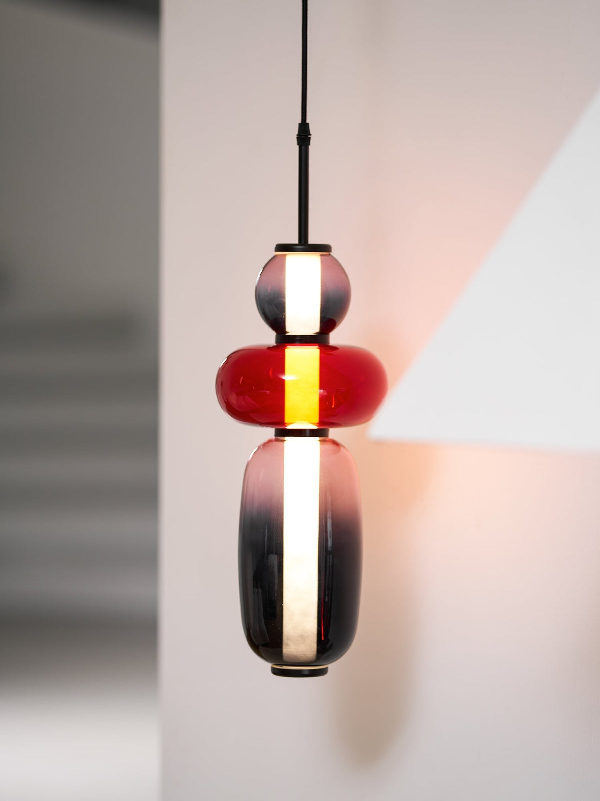 Noverik Stained Glass Wall Lamp