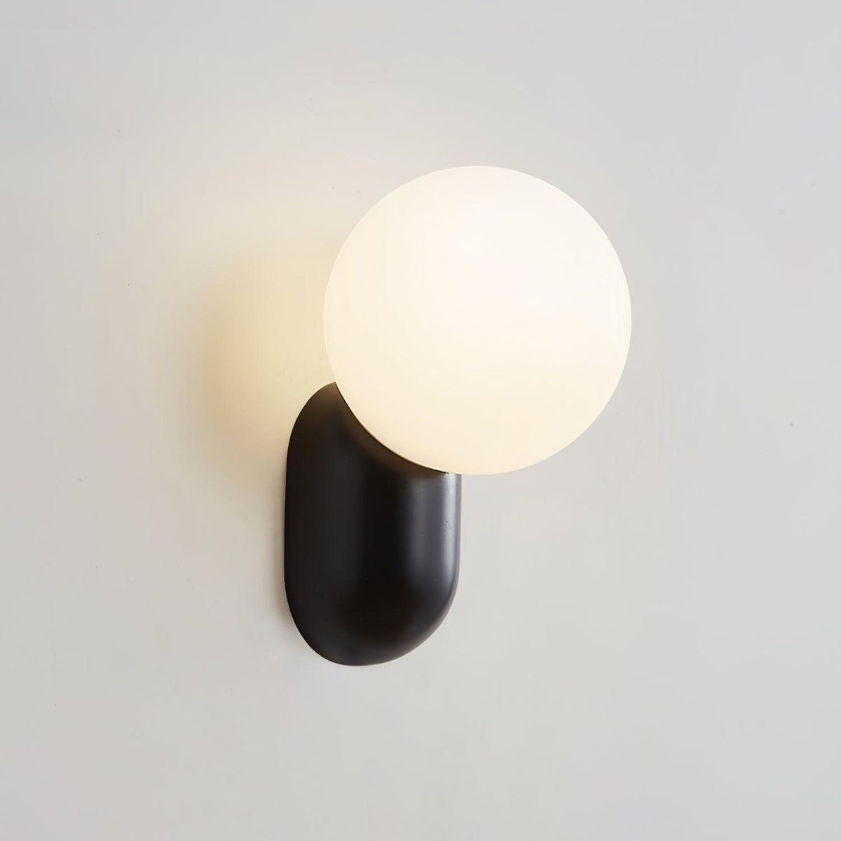 Nelo Minimalist Globe Wall Sconce