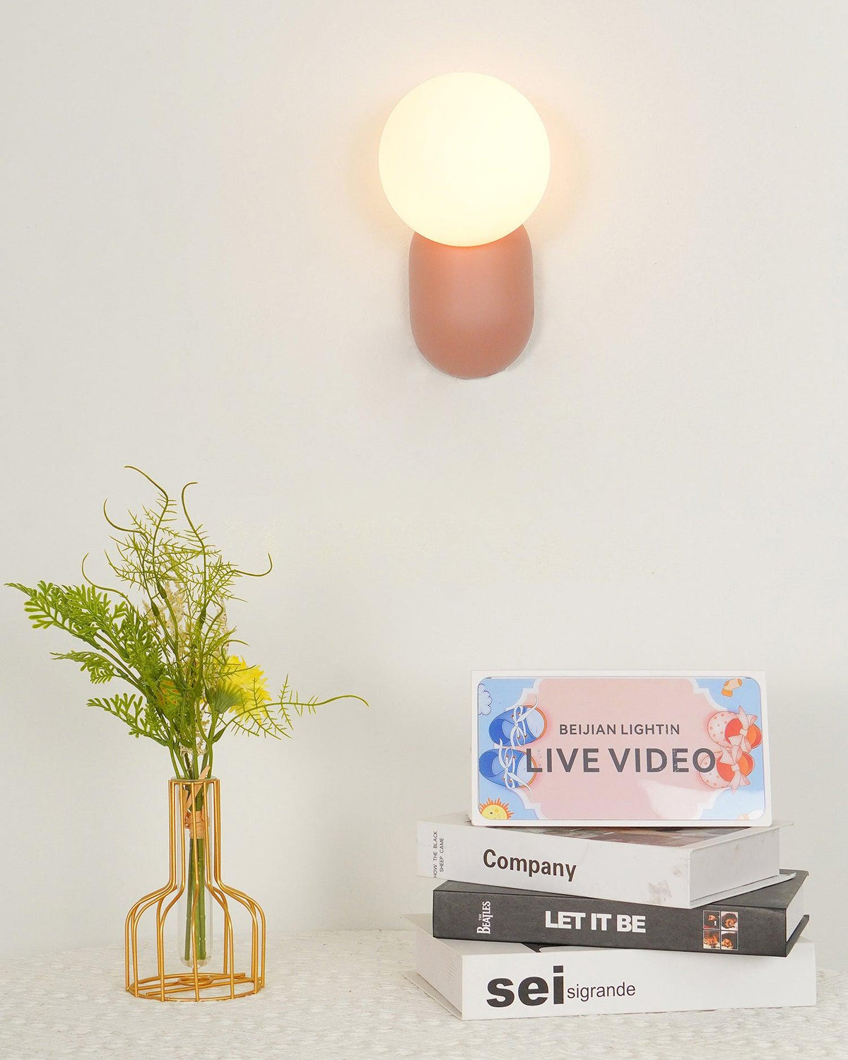 Nelo Minimalist Globe Wall Sconce