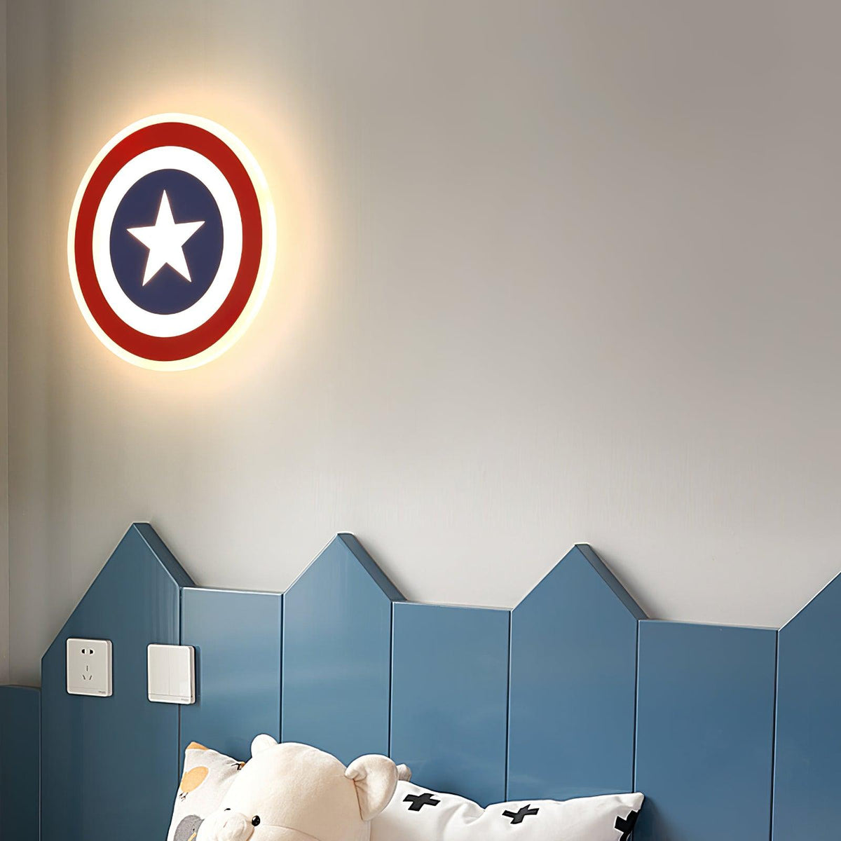 Maro Star Wall Light