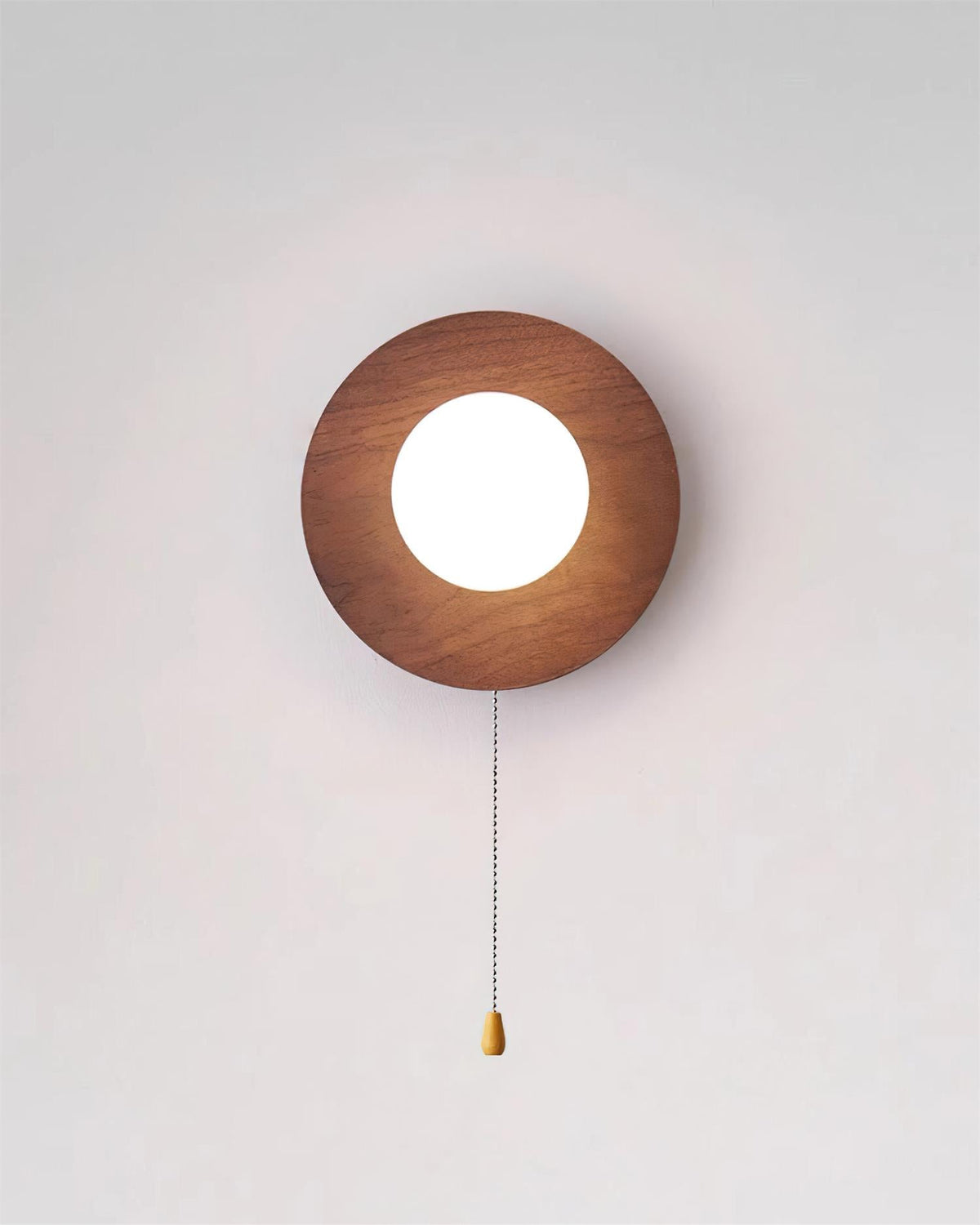 Olyne Wall Lamp