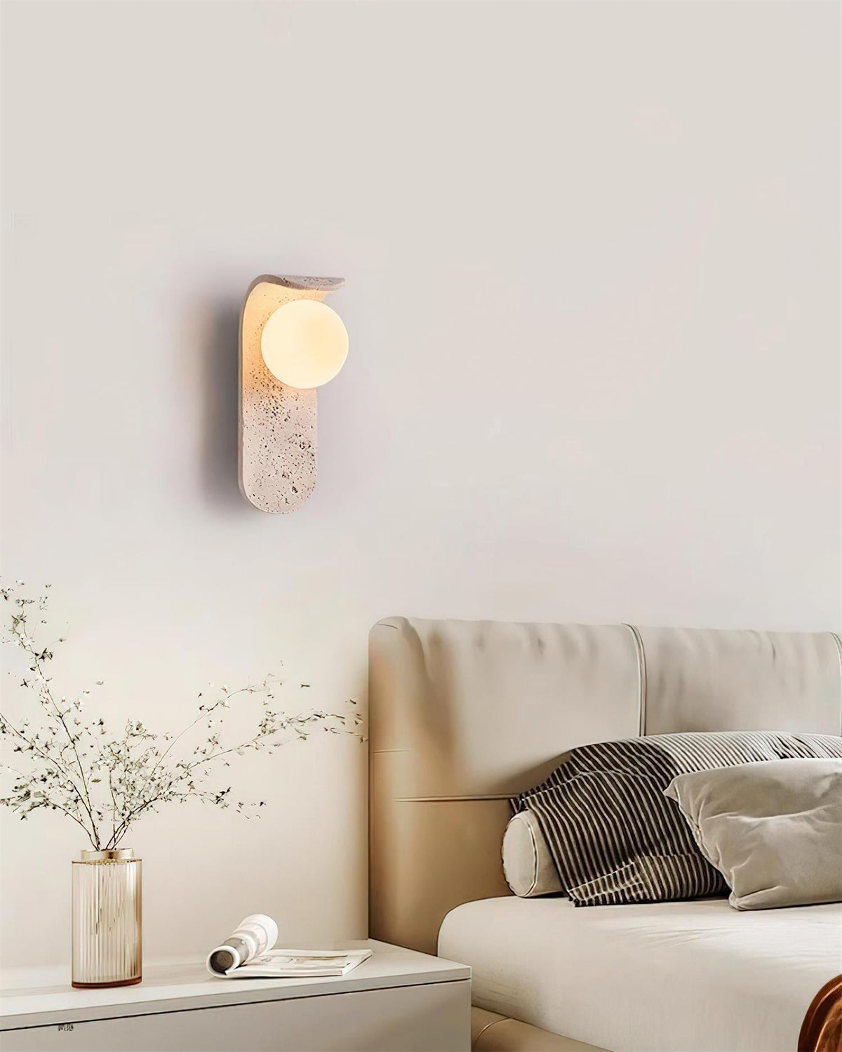 Reniveria Wall Light