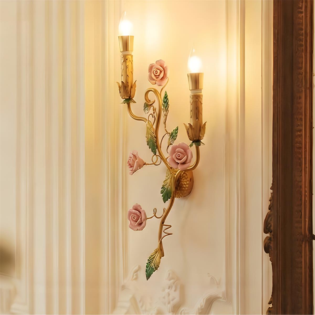 Velanise Wall Lamp