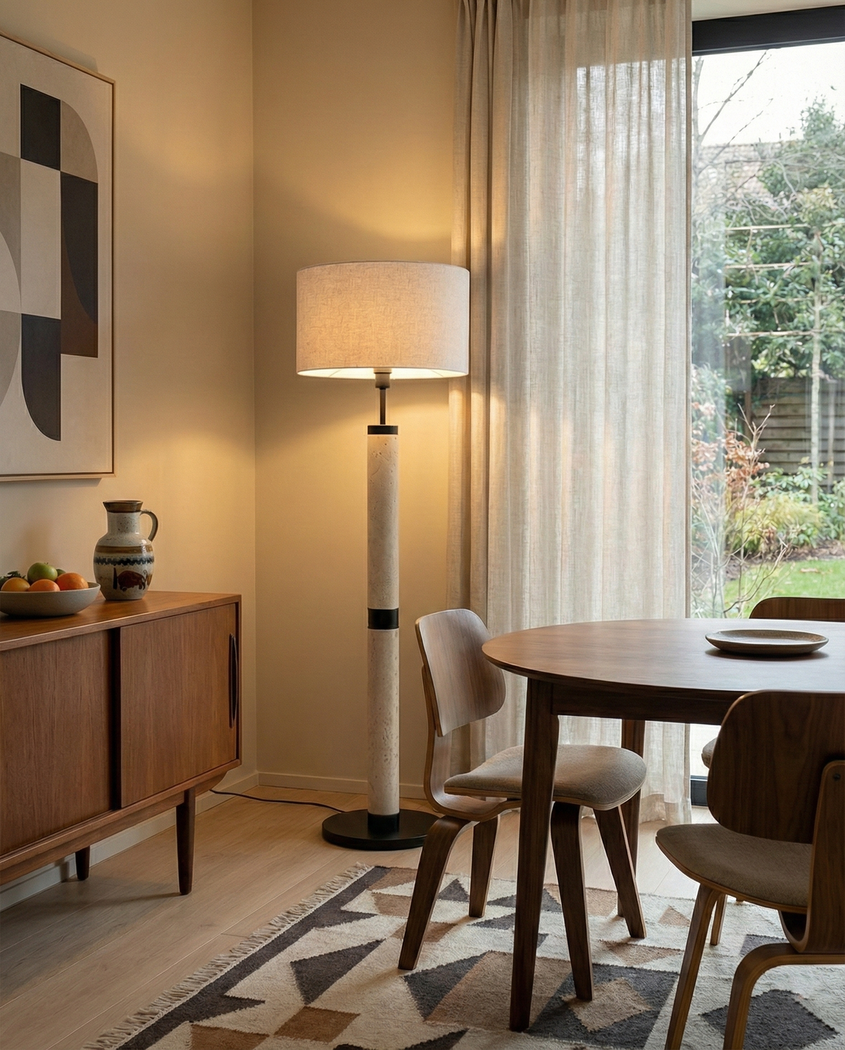 Avenenella Floor Lamp