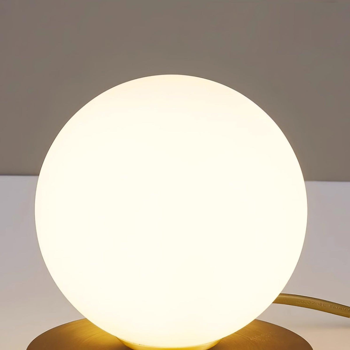 Elaoora Table Lamp