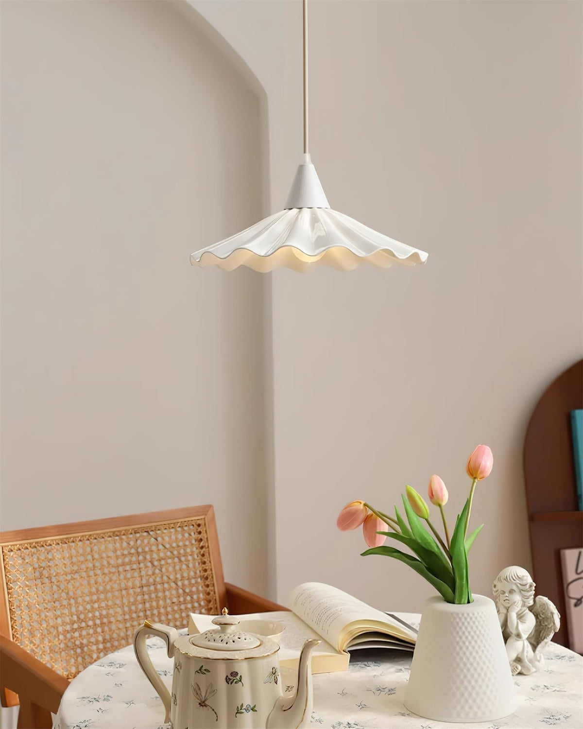 Zavo White Ceramic Pendant Light
