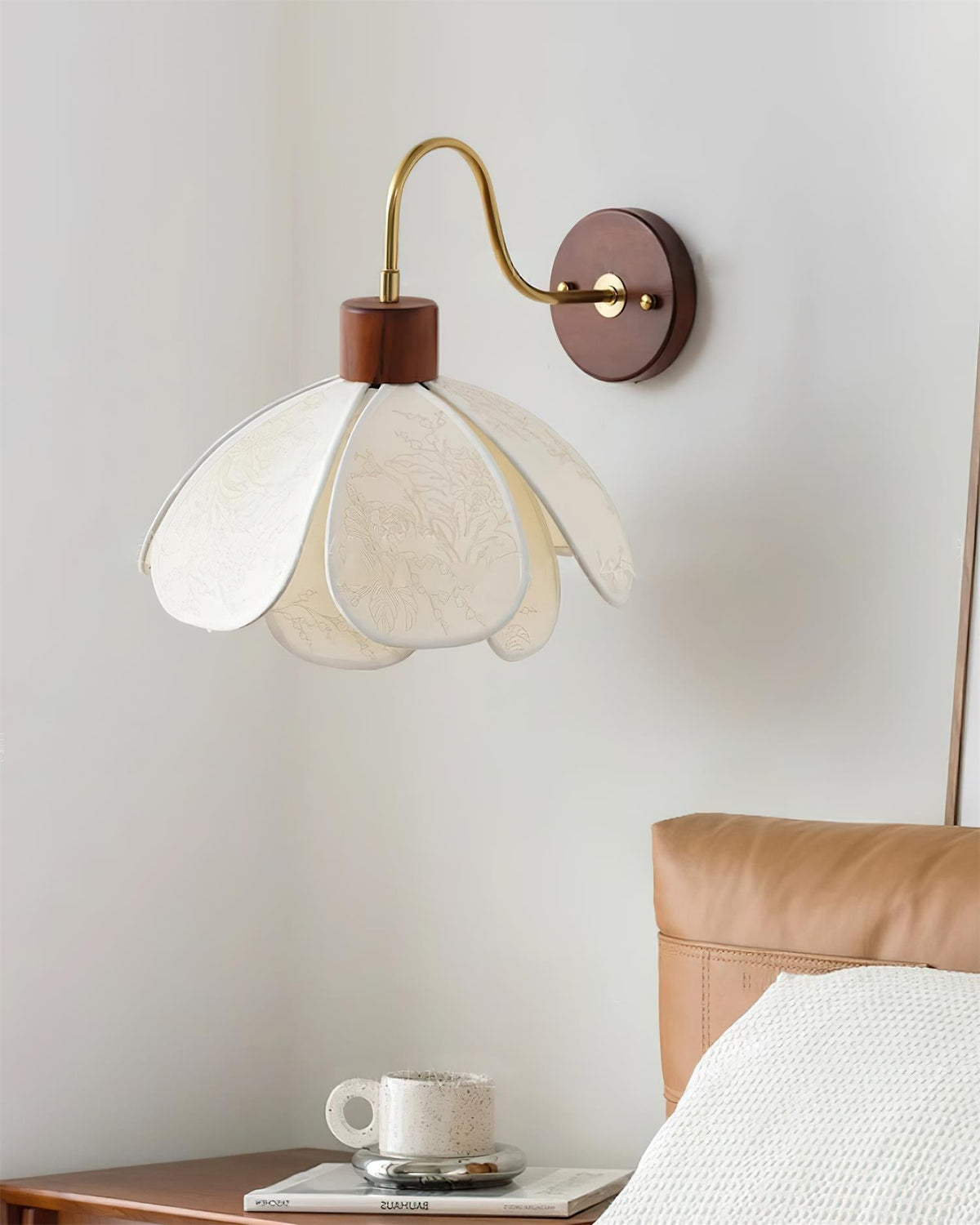 Florayne Vintage Floral Glass Wall Lamp