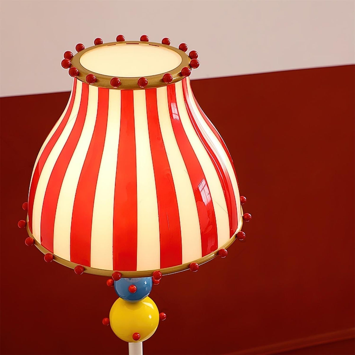 Teriaaine Floor Lamp