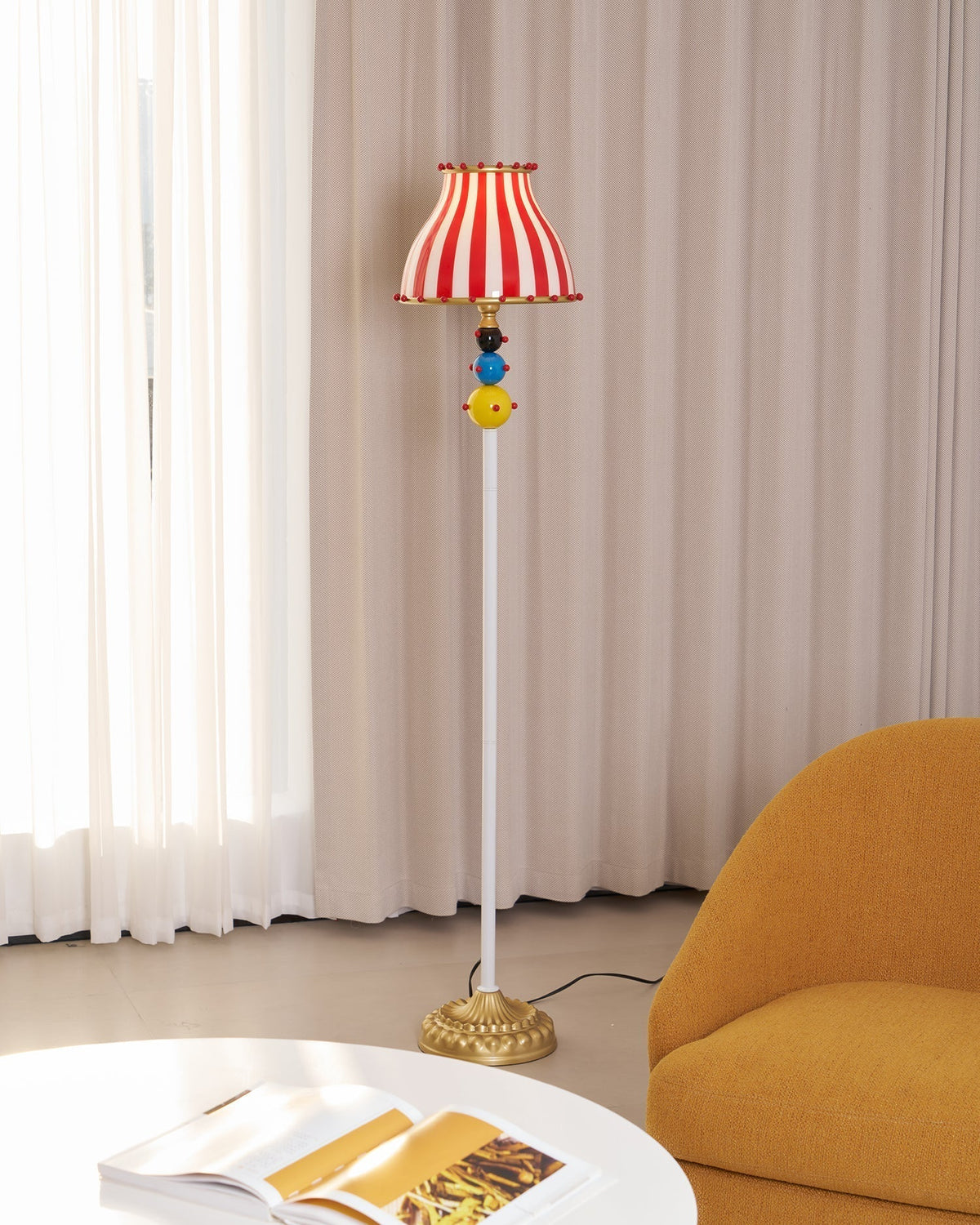 Teriaaine Floor Lamp
