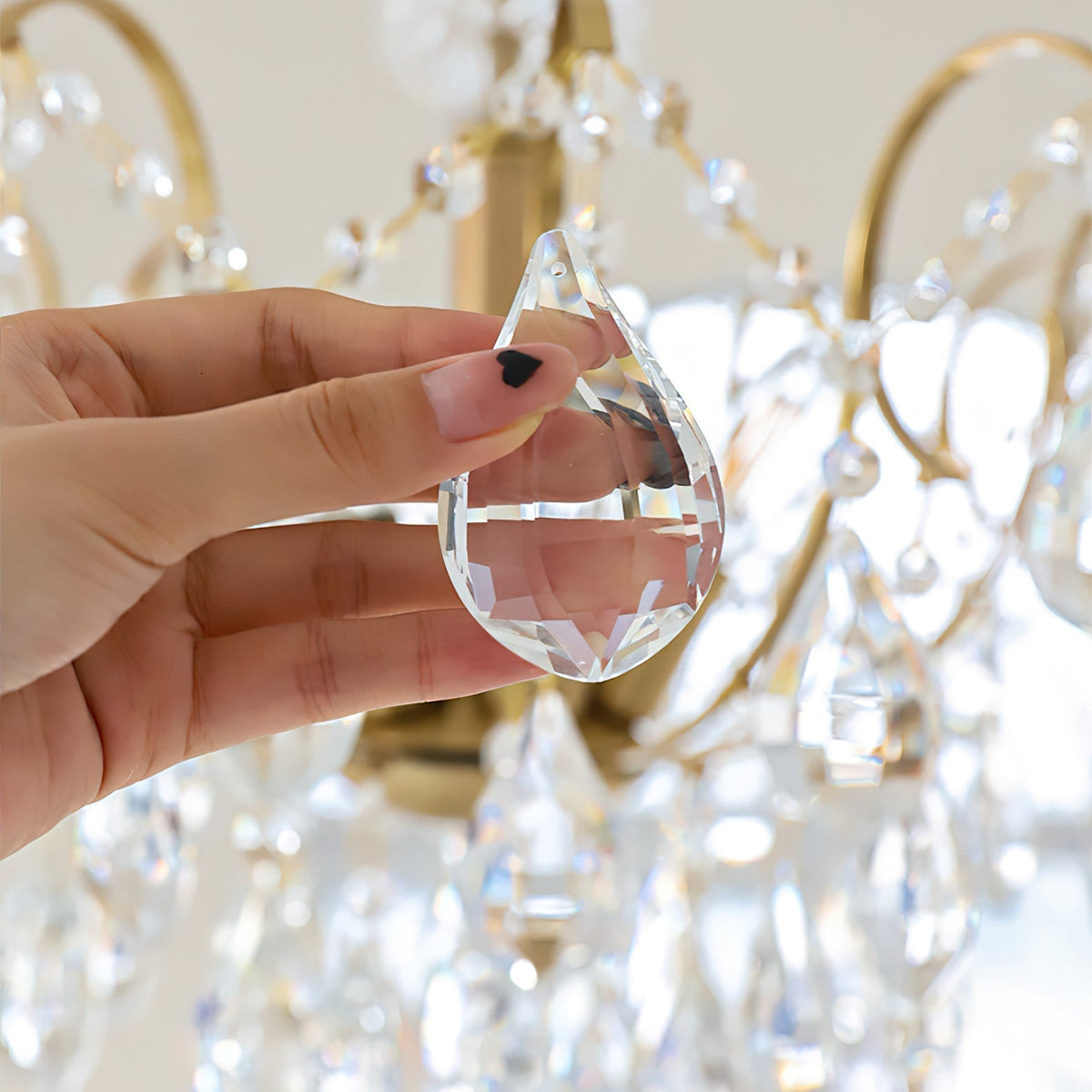 Eveloria Crystal Chandelier